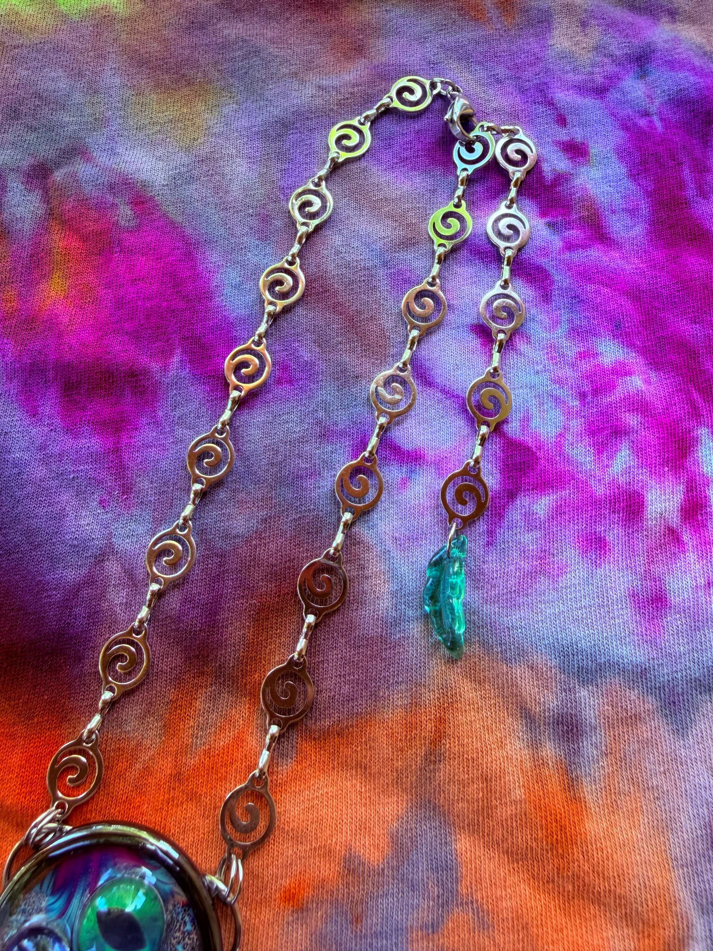 Moon Fae - Fairy Eye Portal Necklace