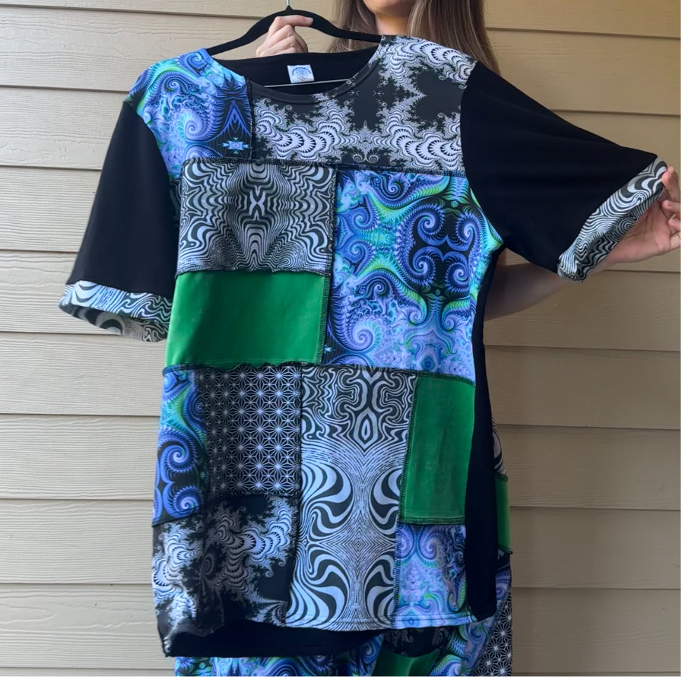 Mire Tipper Patchwork Tee (LG)