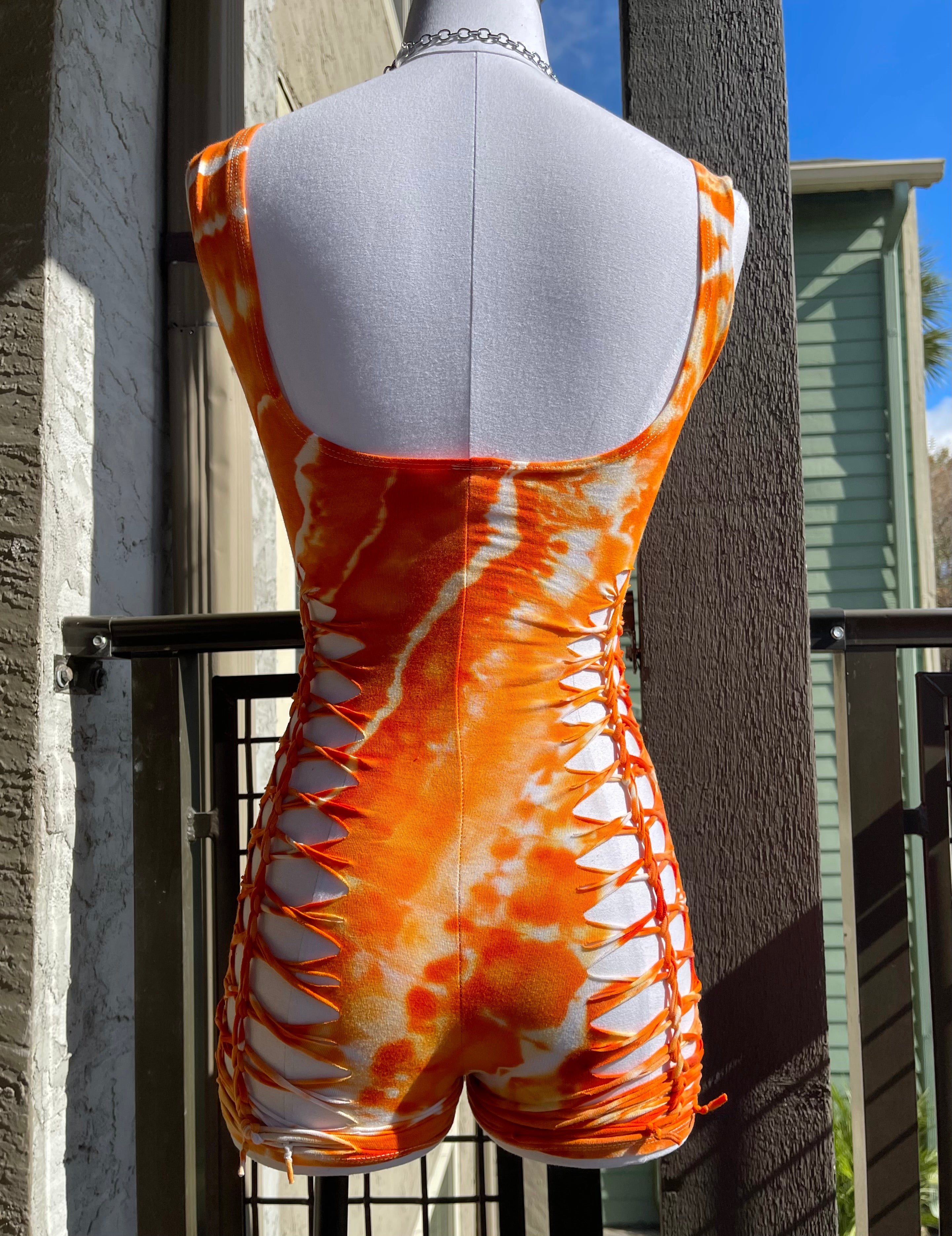 Starfish Tie Dye Romper (ᴍᴀᴅᴇ ᴛᴏ ᴏʀᴅᴇʀ)