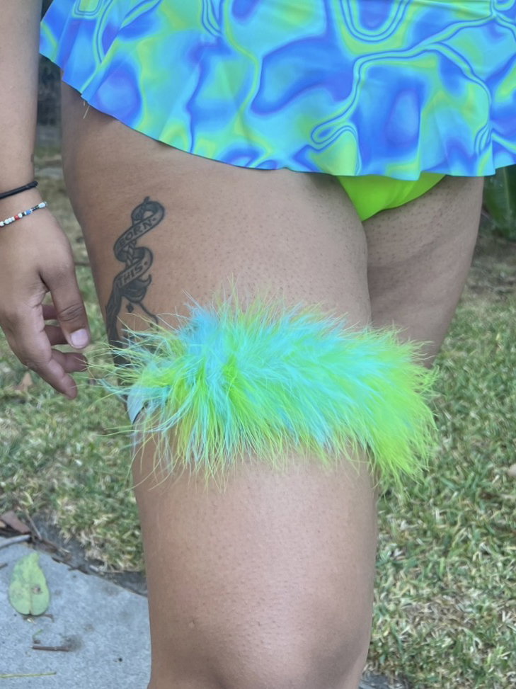 Fluff Leg Garter
