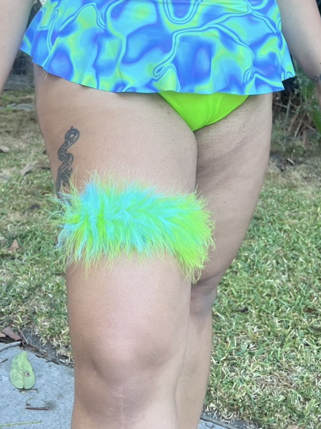 Fluff Leg Garter