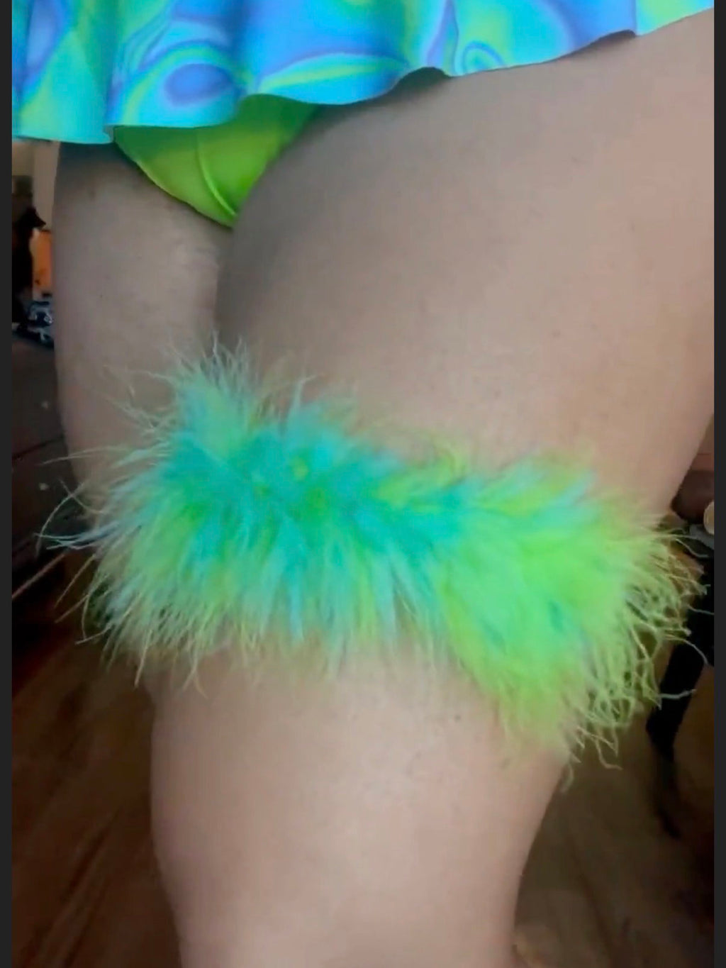 Fluff Leg Garter