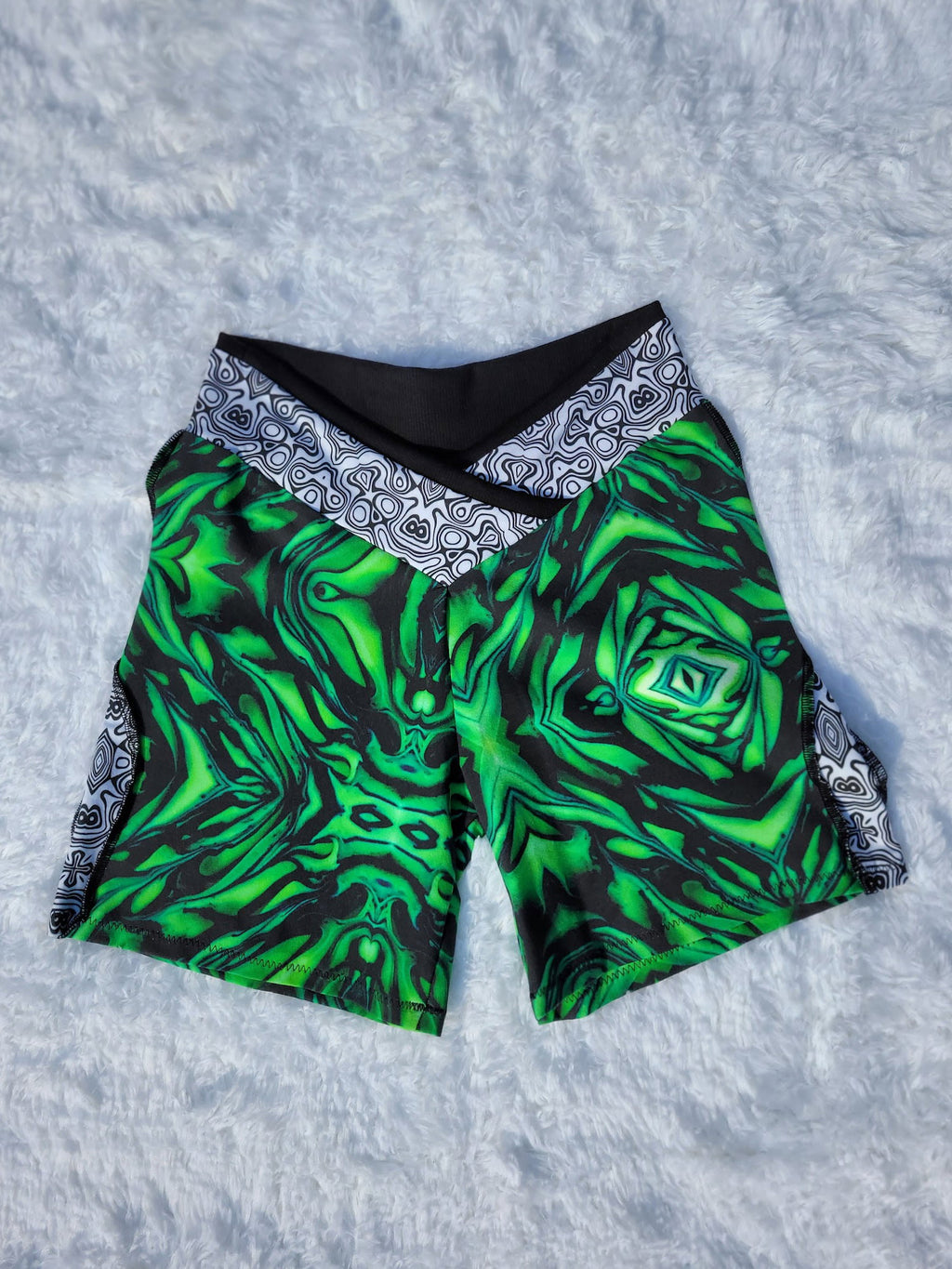 Crossover Shorts