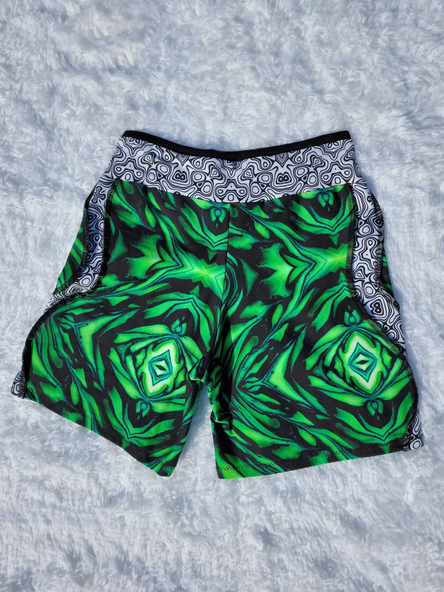 Crossover Shorts