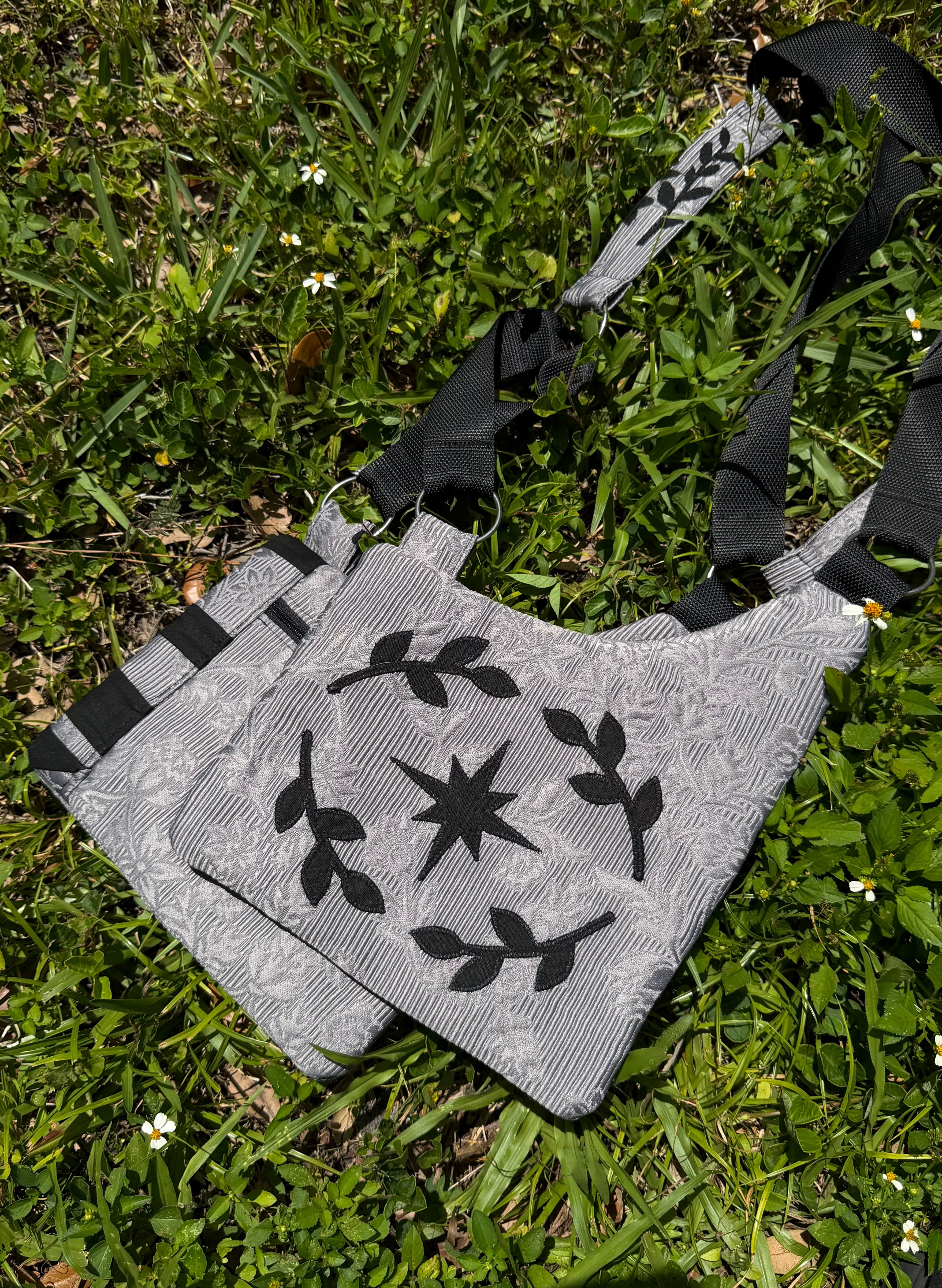 Holster Bag w/ Appliqué 𖥸
