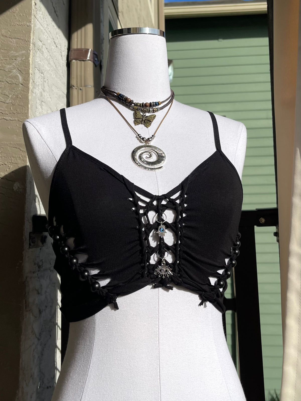 2XL Eclipse Eye Siren Top 𝐐𝐮𝐢𝐜𝐤 𝐬𝐡𝐢𝐩 𝐰𝐢𝐭𝐡𝐢𝐧 5 𝐝𝐚𝐲𝐬