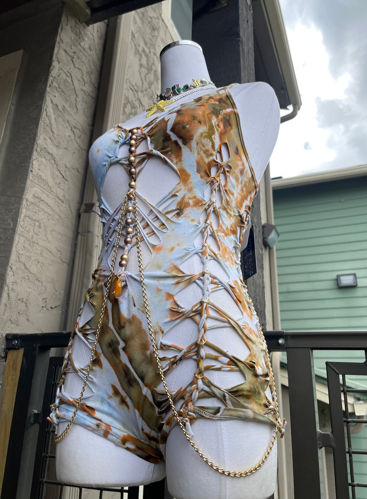 Meadow Romper (ᴍᴀᴅᴇ ᴛᴏ ᴏʀᴅᴇʀ)