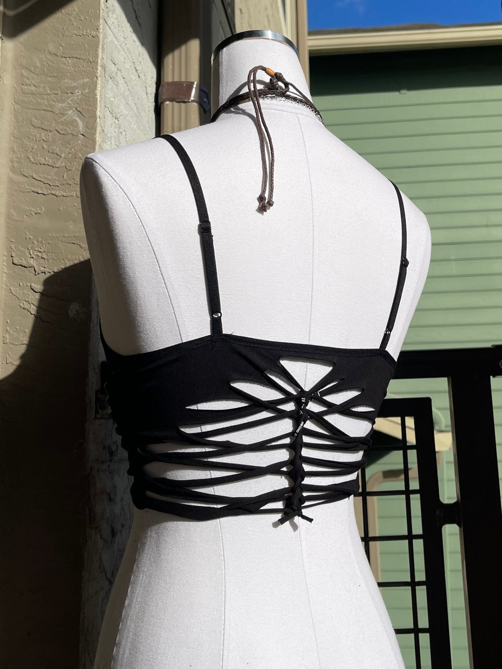 2XL Eclipse Eye Siren Top 𝐐𝐮𝐢𝐜𝐤 𝐬𝐡𝐢𝐩 𝐰𝐢𝐭𝐡𝐢𝐧 5 𝐝𝐚𝐲𝐬
