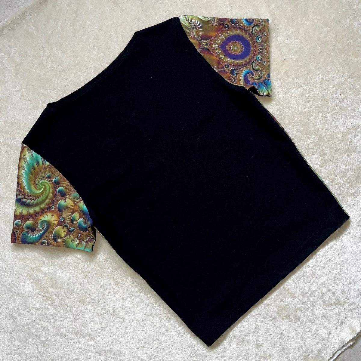 Fractal Scoop Tee S/M (less cropped)