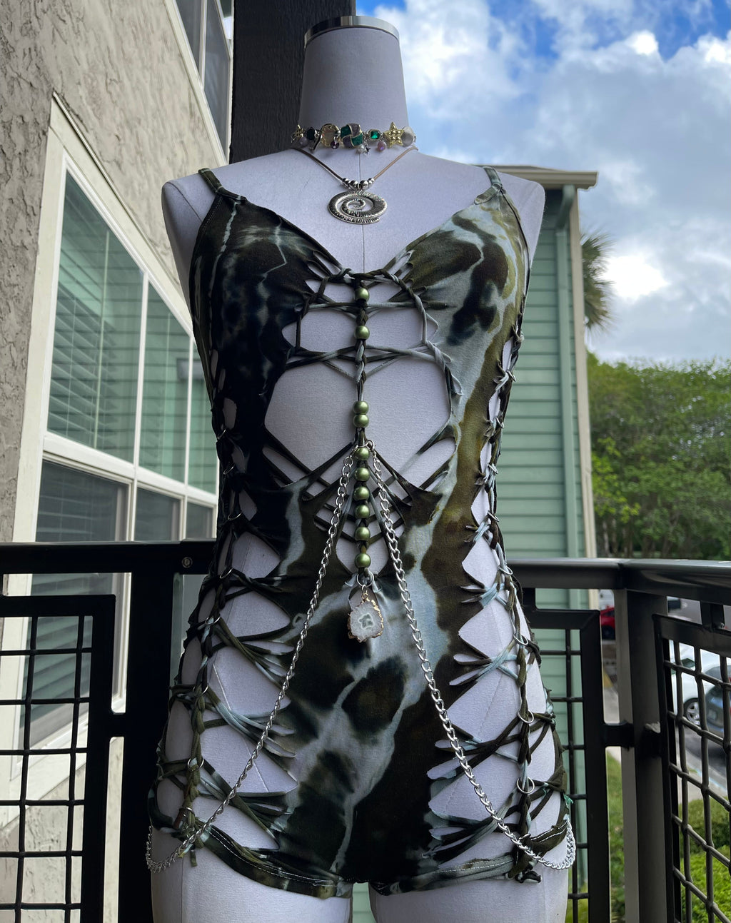 Mosswater Romper (ᴍᴀᴅᴇ ᴛᴏ ᴏʀᴅᴇʀ)