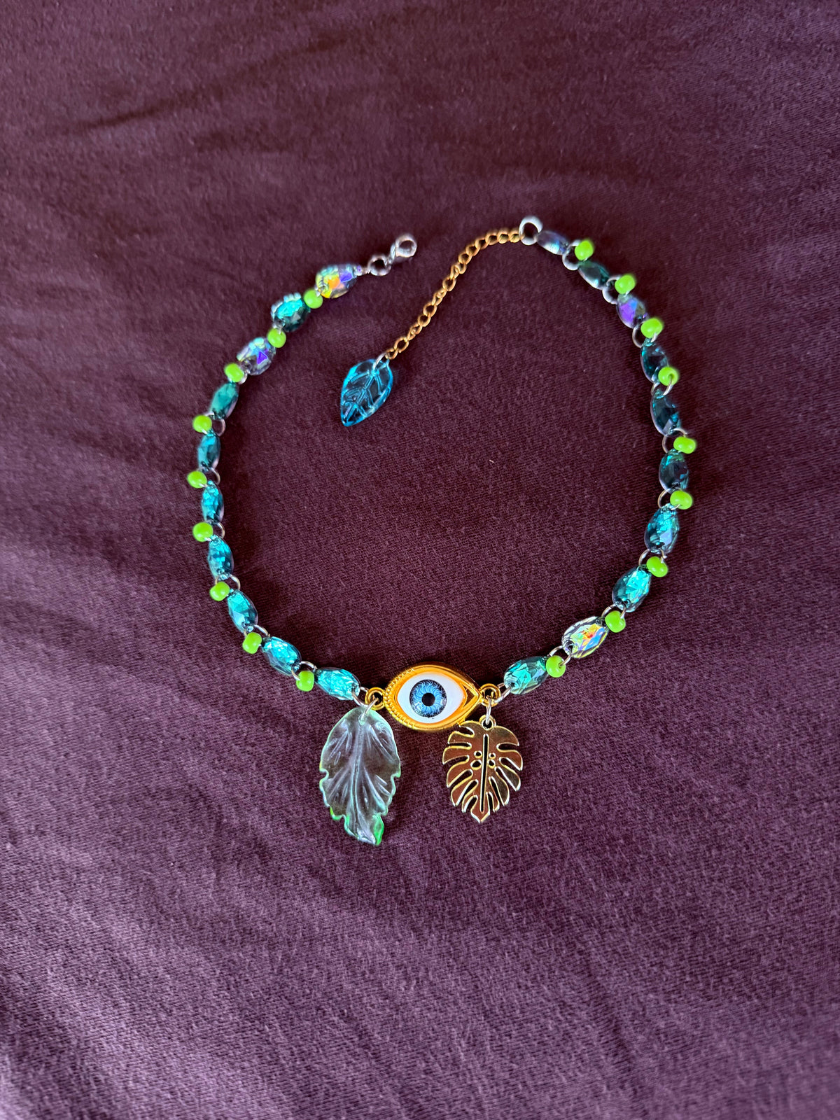Glass Crystal Third Eye Choker