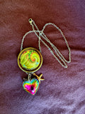 Pendant on 18 inch chain