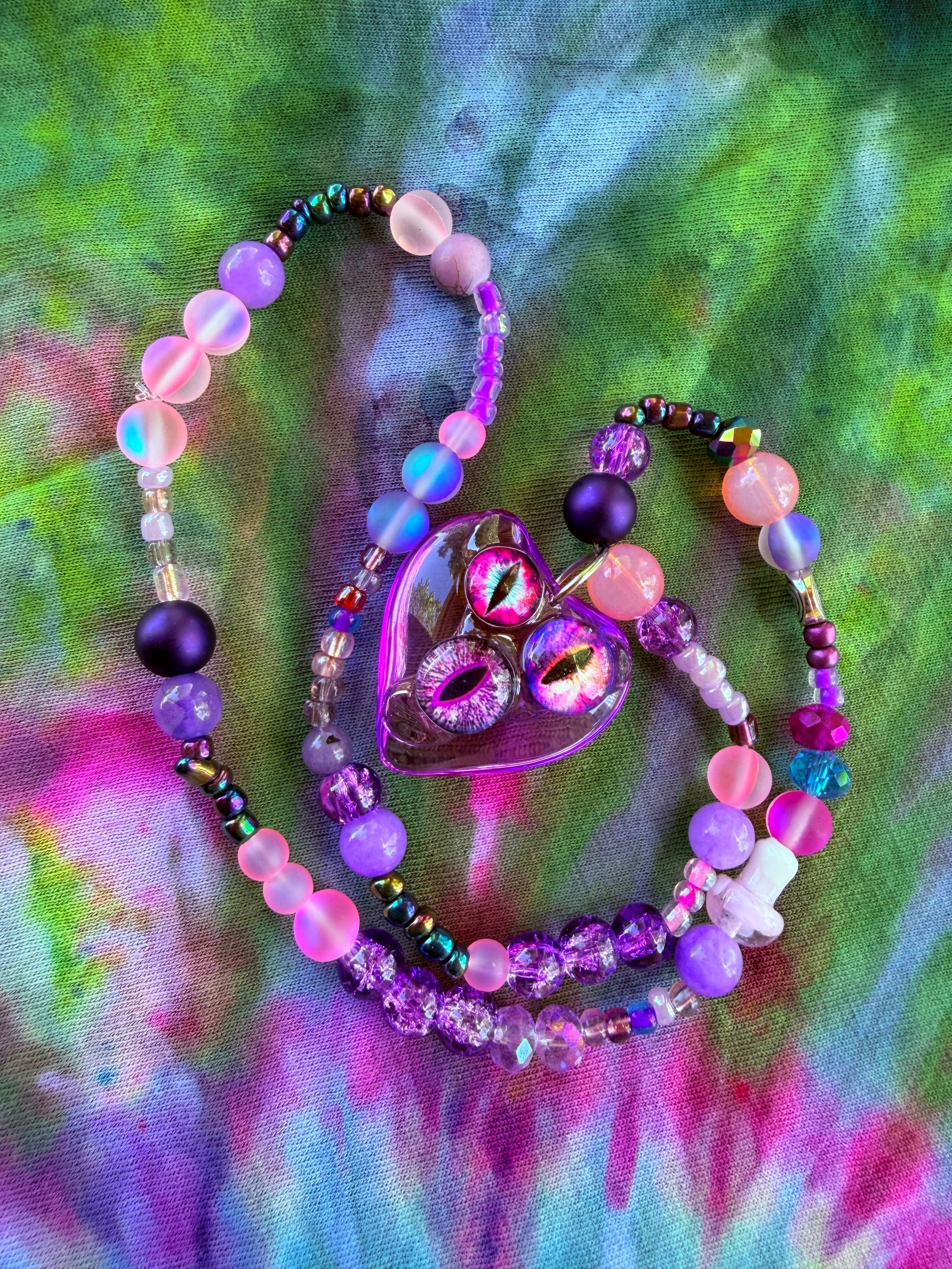 Sweet & Sour - Fairy Eye Heart Stretch Necklace