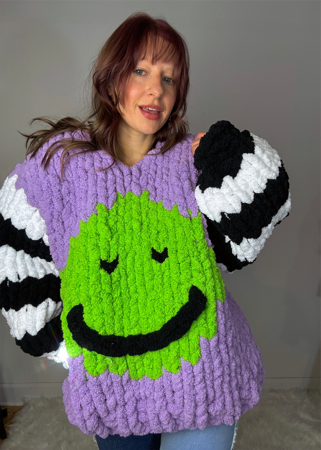COZEE - Smiley Sweater (PRE-ORDER)