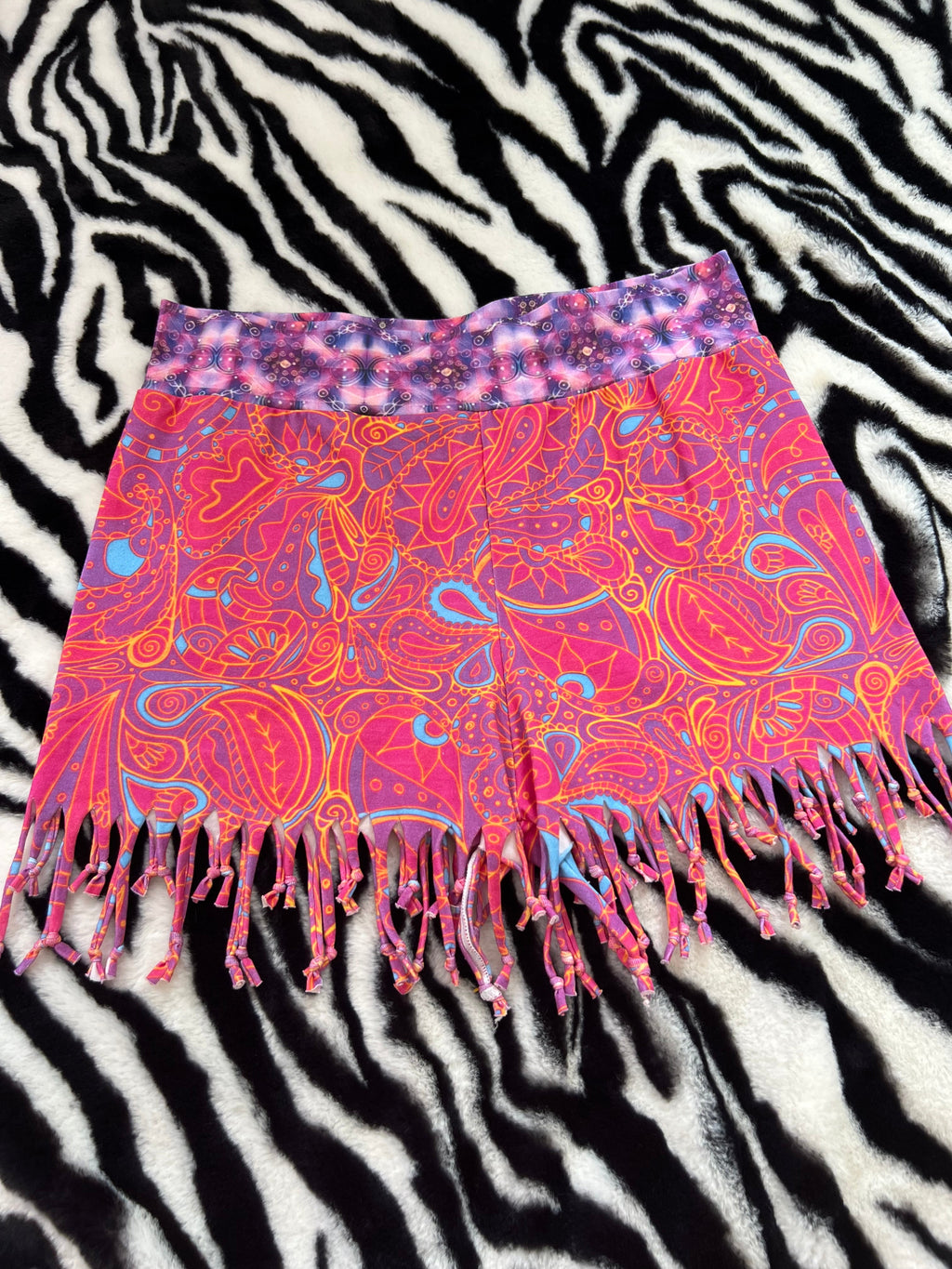 xl tropical planet star baby shorts