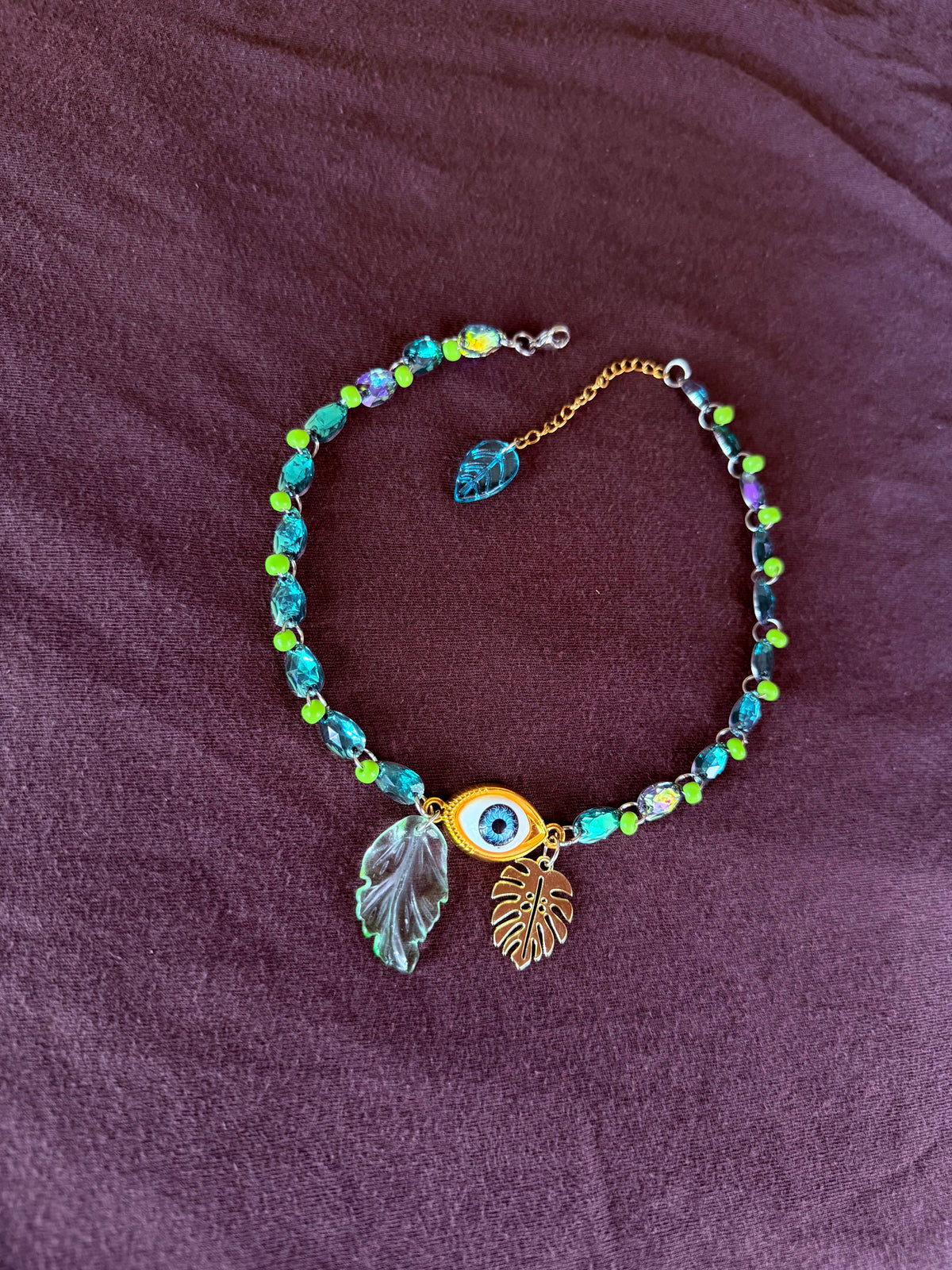 Glass Crystal Third Eye Choker