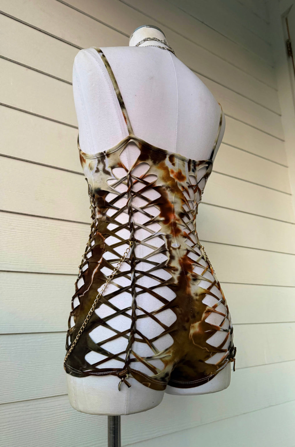 Dune Siren Bodysuit 𝐒𝐡𝐢𝐩𝐬 𝐍𝐞𝐱𝐭 𝐁𝐮𝐬𝐢𝐧𝐞𝐬𝐬 𝐃𝐚𝐲
