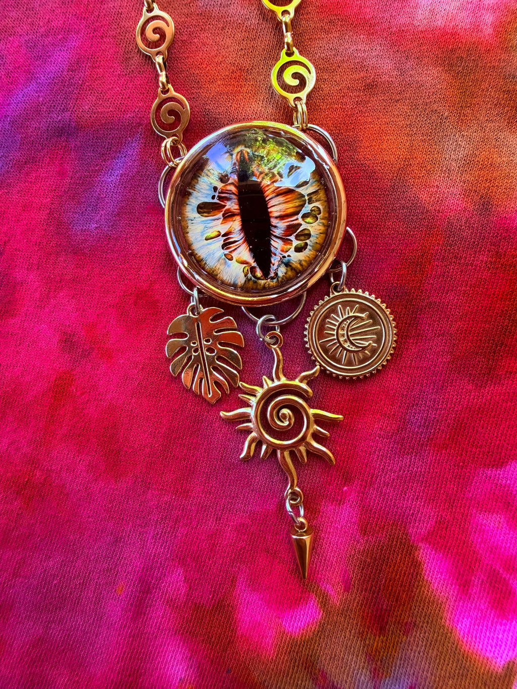Liquid Gold - Dragon Eye Portal Necklace