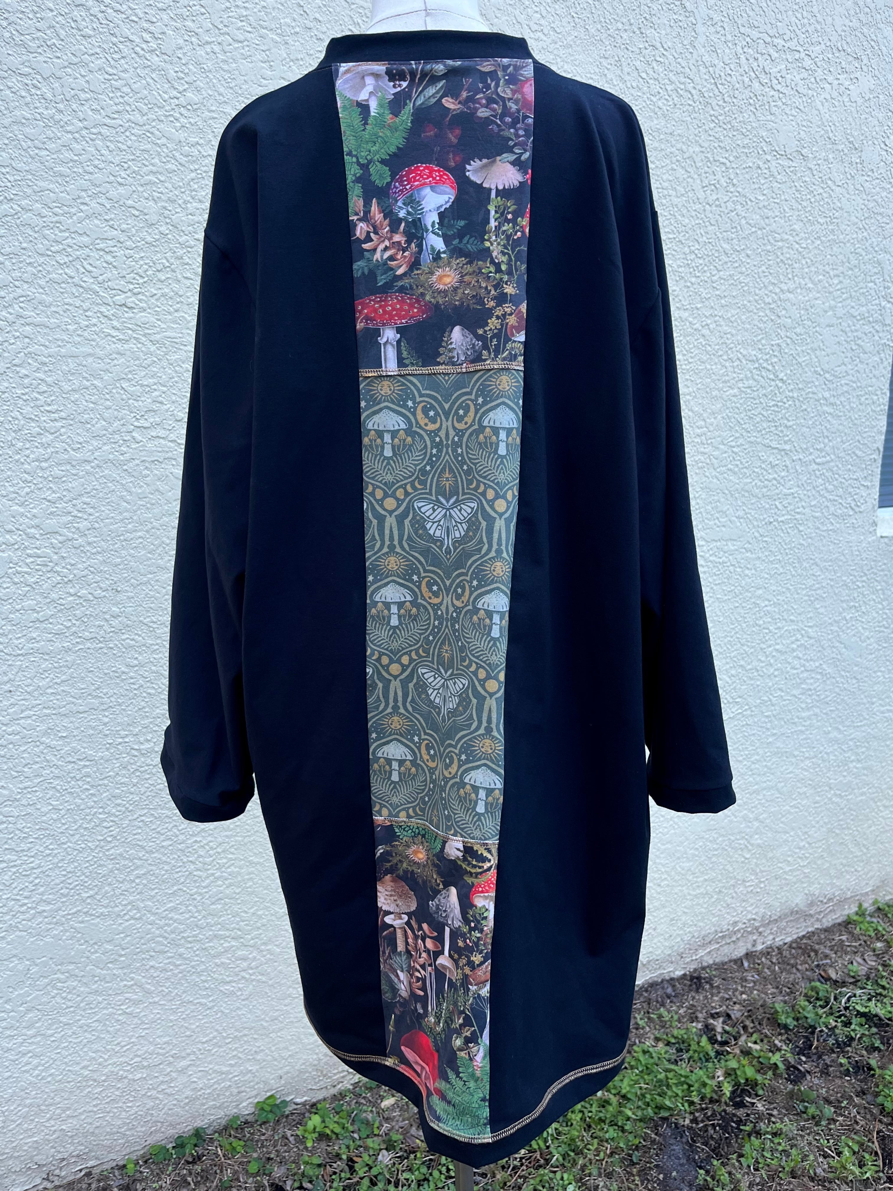 Mystic Mushroom Robe 𓋼 XL