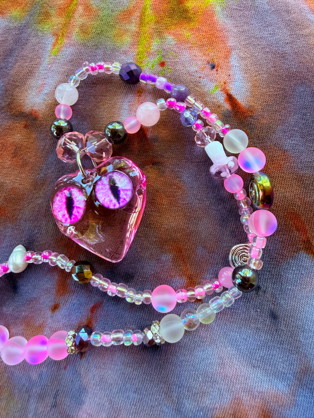 Silk Fae  - Fairy Eye Heart Stretch Necklace