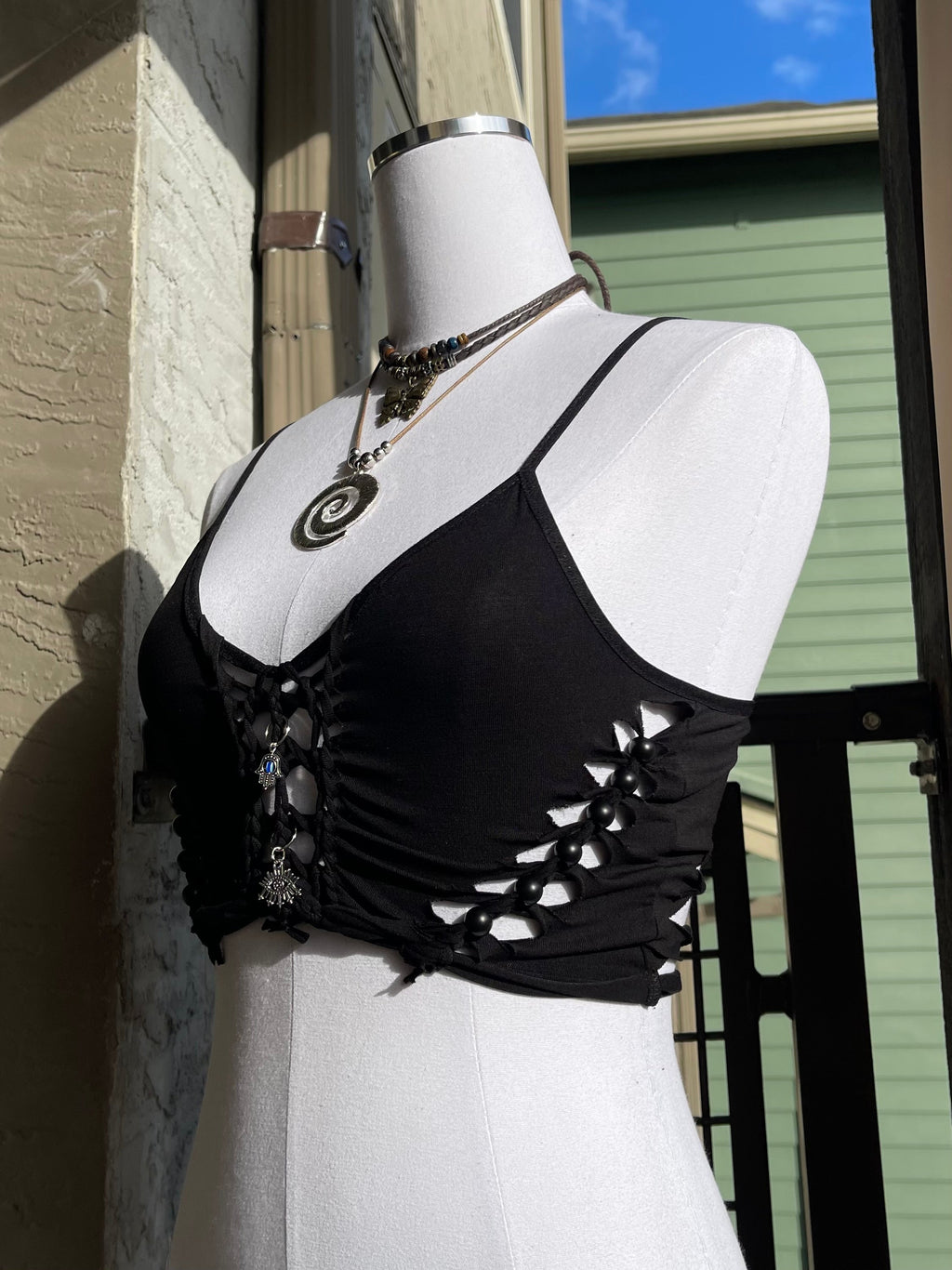 2XL Eclipse Eye Siren Top 𝐐𝐮𝐢𝐜𝐤 𝐬𝐡𝐢𝐩 𝐰𝐢𝐭𝐡𝐢𝐧 5 𝐝𝐚𝐲𝐬