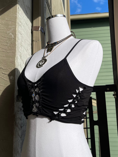 2XL Eclipse Eye Siren Top 𝐐𝐮𝐢𝐜𝐤 𝐬𝐡𝐢𝐩 𝐰𝐢𝐭𝐡𝐢𝐧 5 𝐝𝐚𝐲𝐬