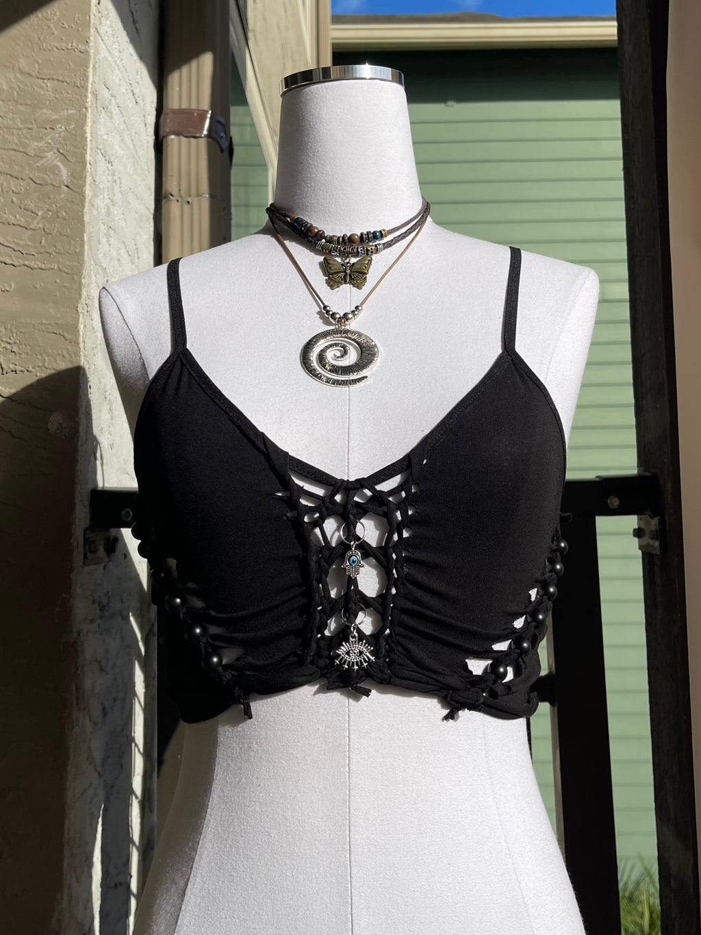 2XL Eclipse Eye Siren Top 𝐐𝐮𝐢𝐜𝐤 𝐬𝐡𝐢𝐩 𝐰𝐢𝐭𝐡𝐢𝐧 5 𝐝𝐚𝐲𝐬
