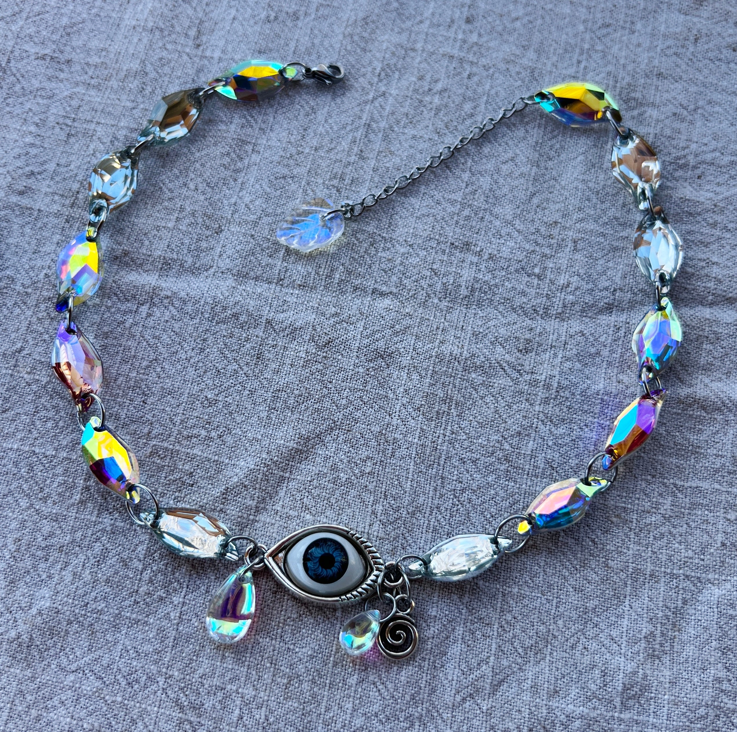 Fairy Frolicking - Resin Crystal Third Eye Choker
