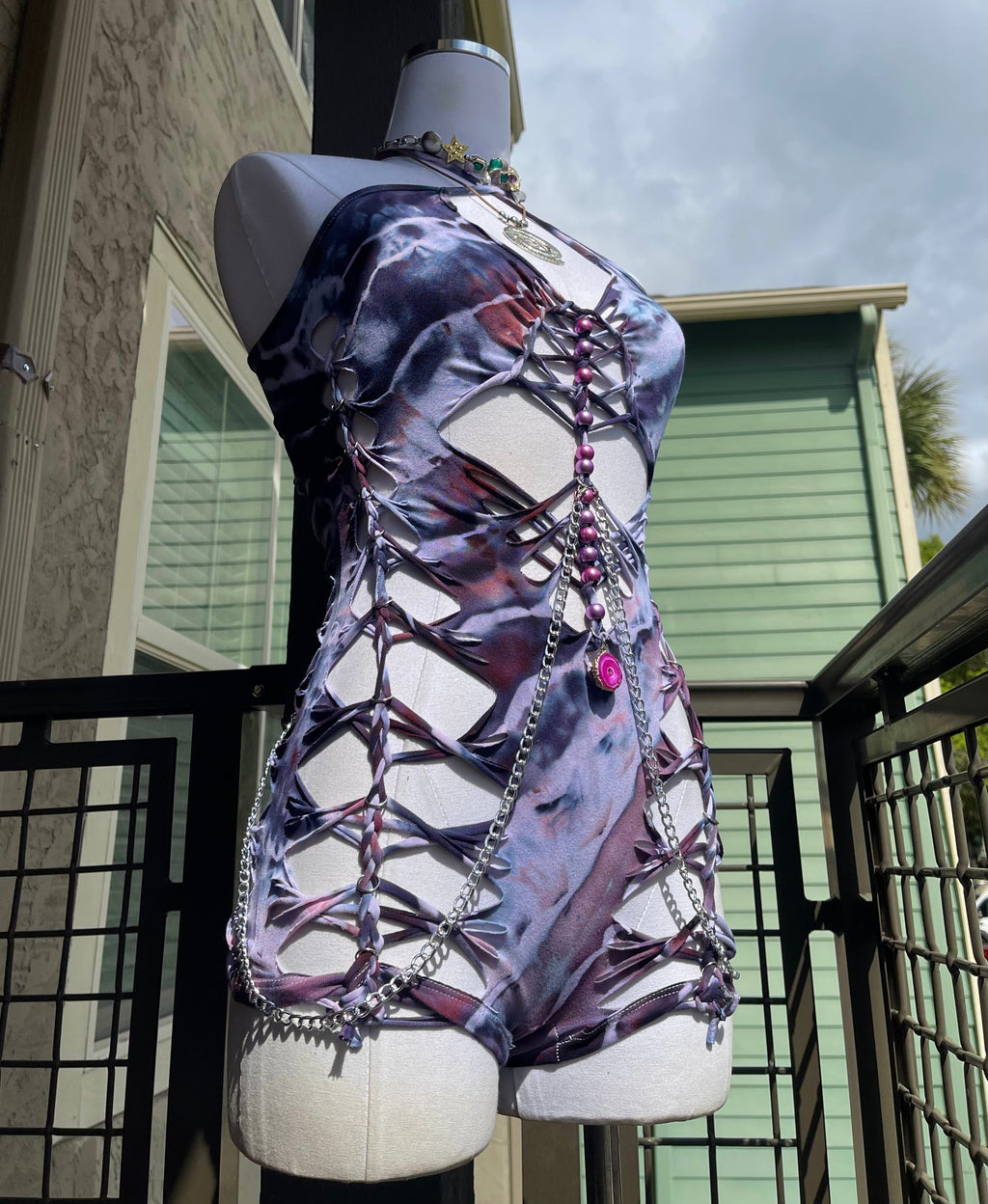 Insterstellar Romper (ᴍᴀᴅᴇ ᴛᴏ ᴏʀᴅᴇʀ)