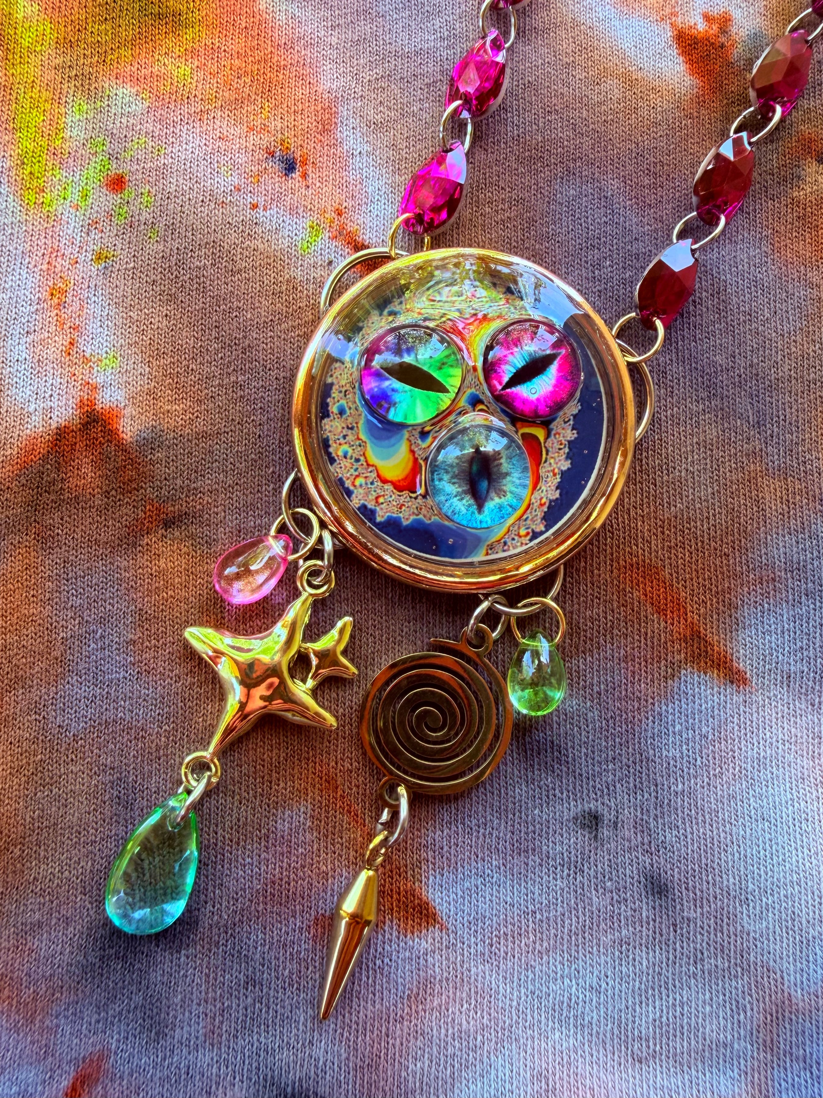 Wizard Summons - Fairy Eye Portal Necklace