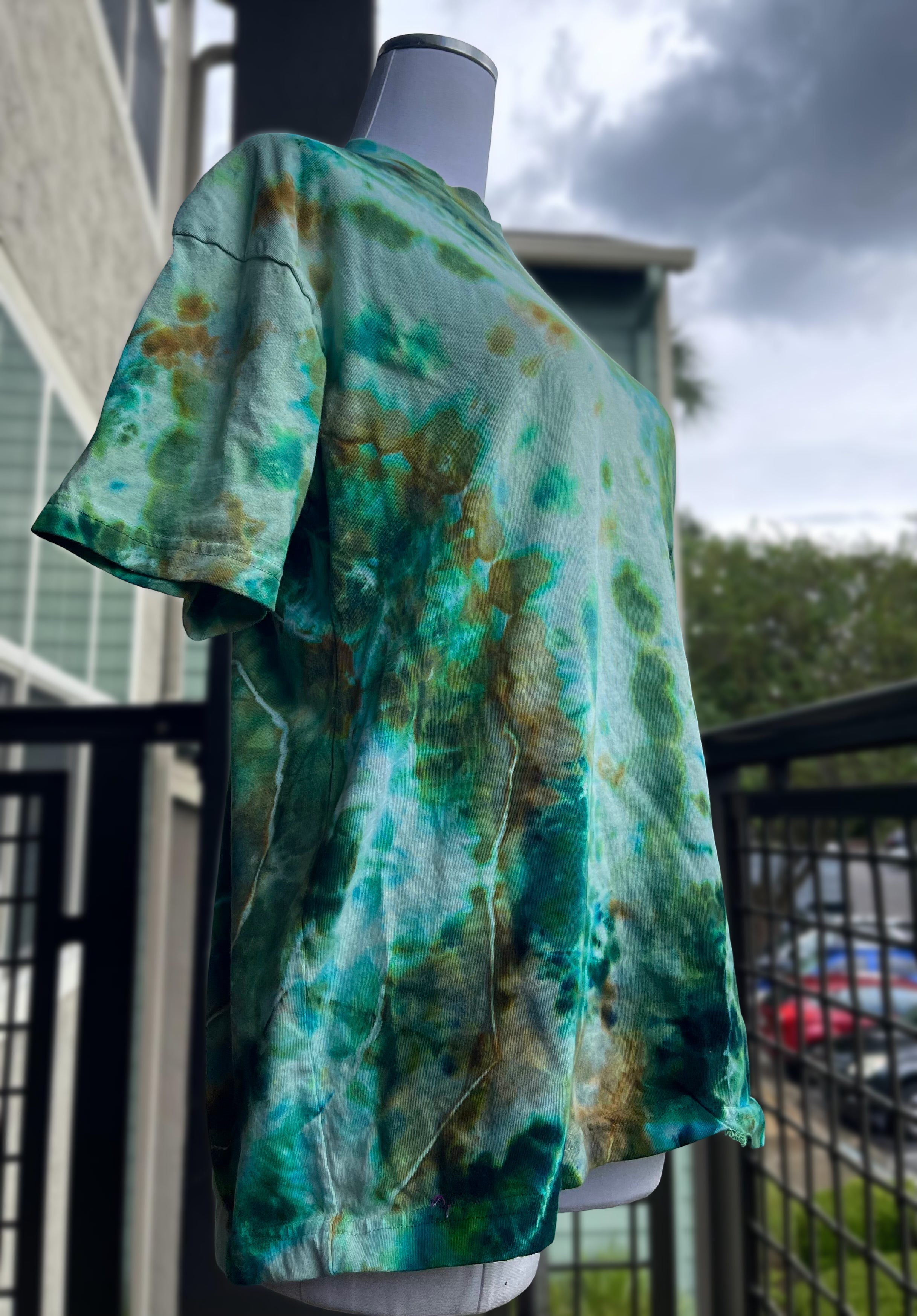 Mens T Shirt Jurassic Jade (ᴍᴀᴅᴇ ᴛᴏ ᴏʀᴅᴇʀ)