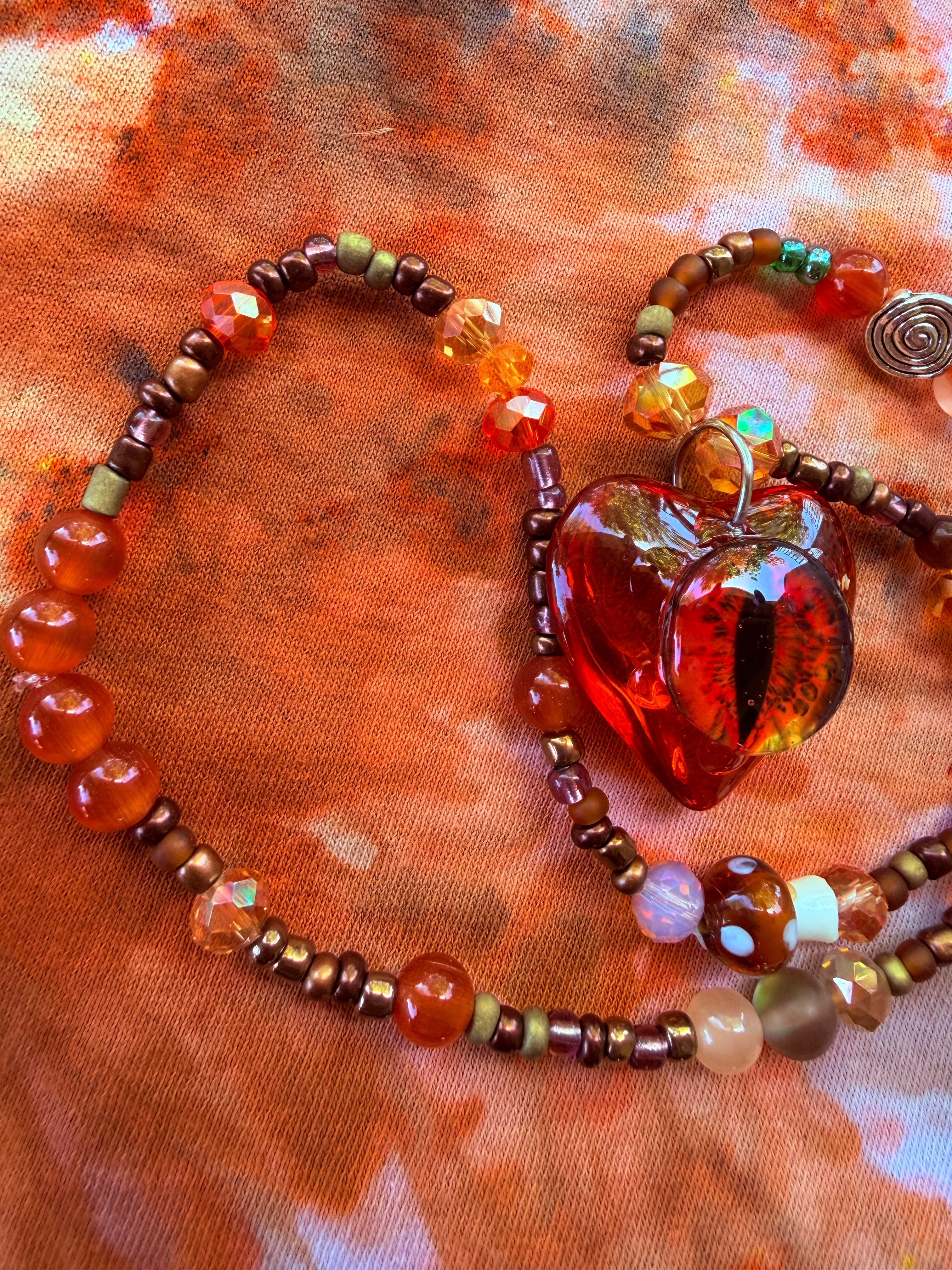 Hell Rose - Dragon Eye Heart Stretch Necklace