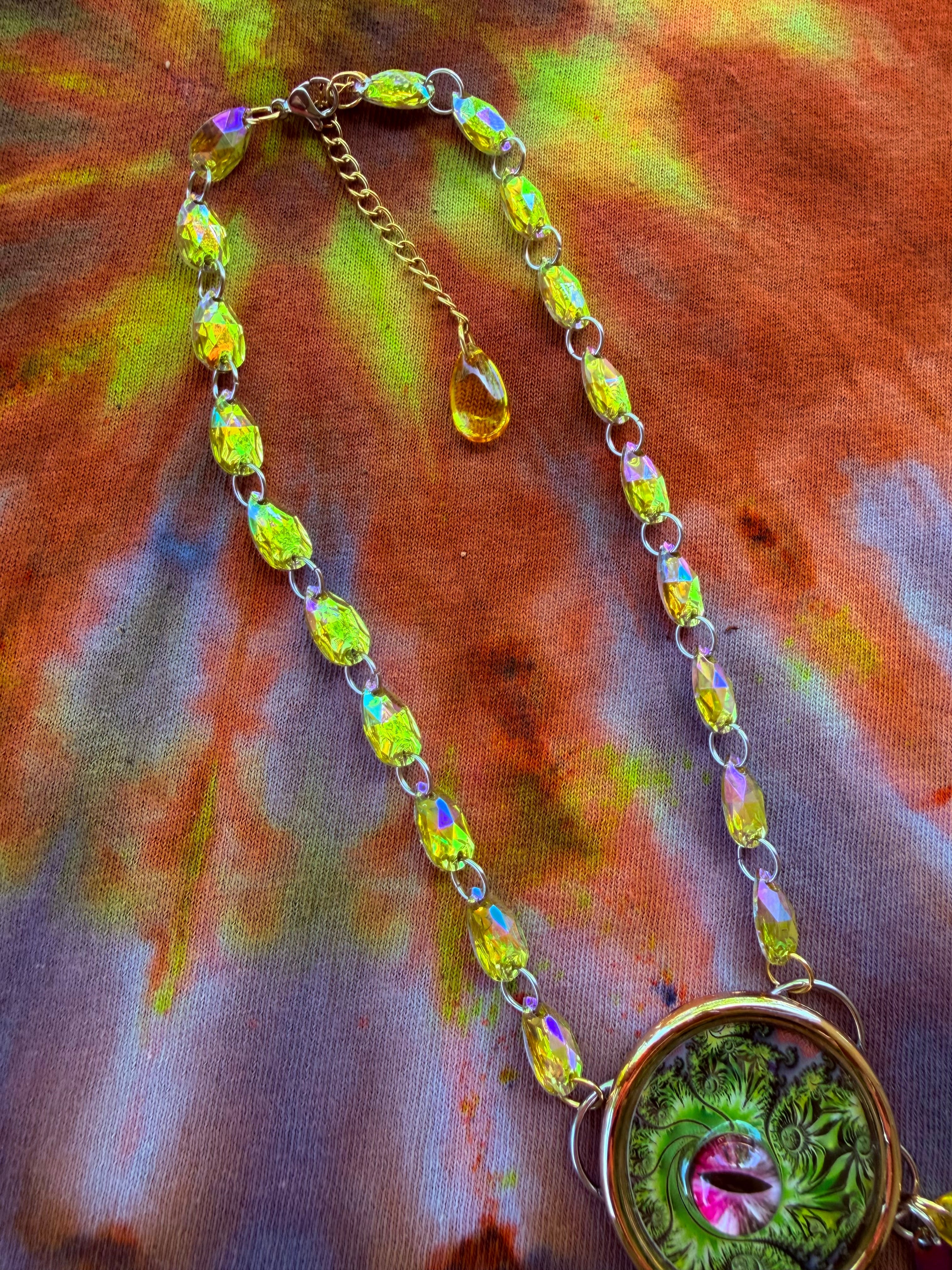 Aura of the Trees - Fairy Eye Portal Necklace