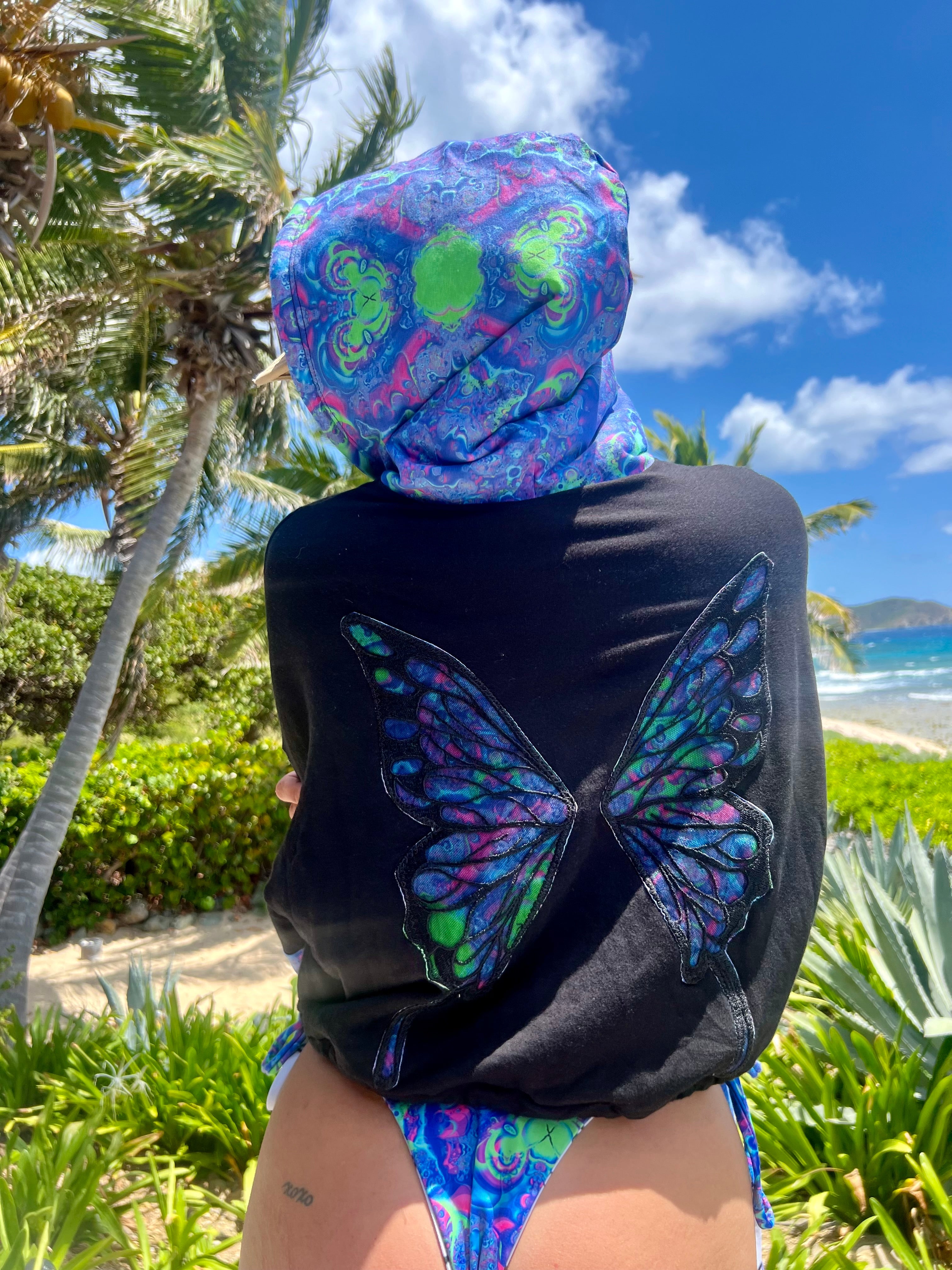 cropped hoodies