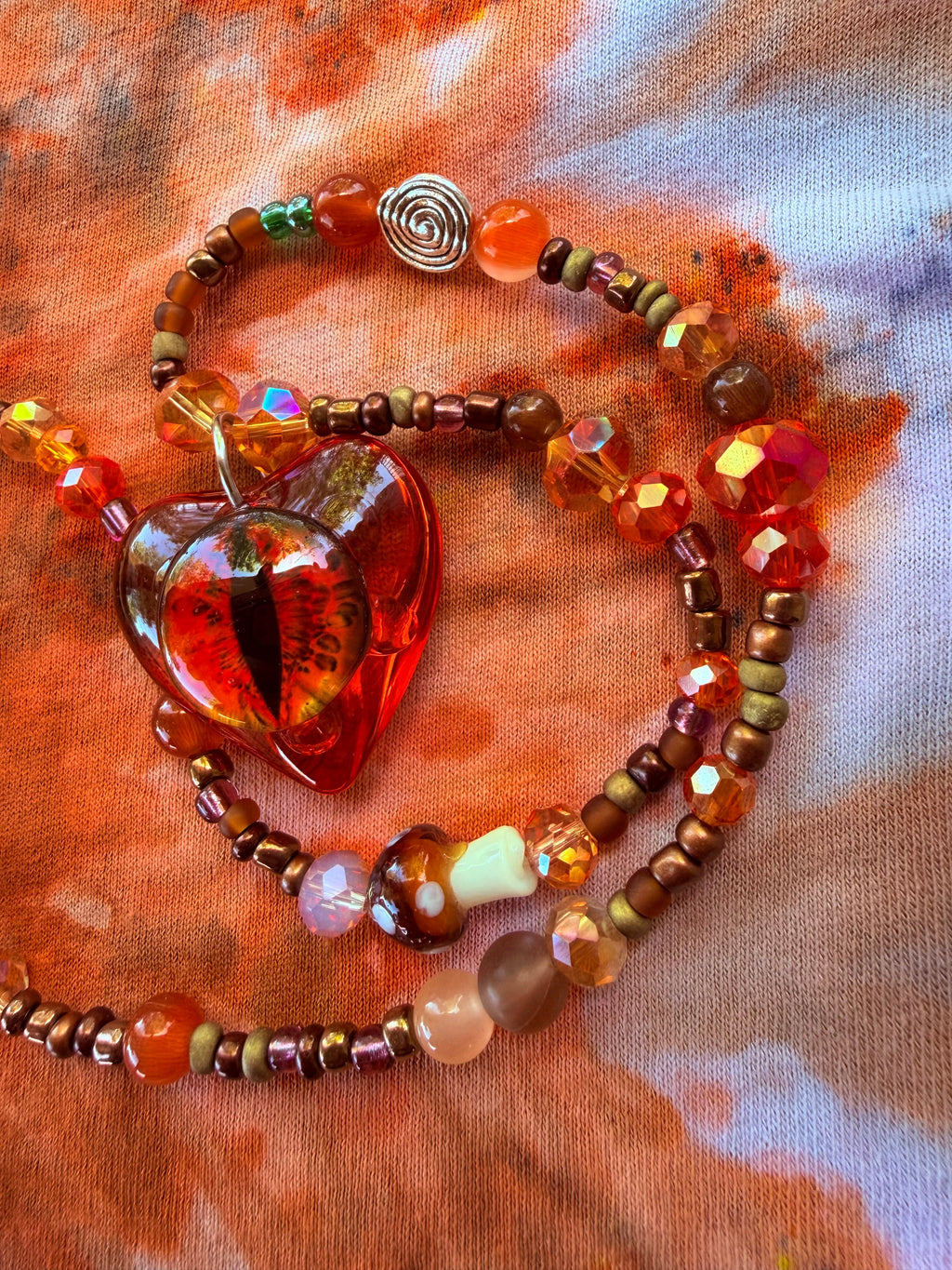 Hell Rose - Dragon Eye Heart Stretch Necklace