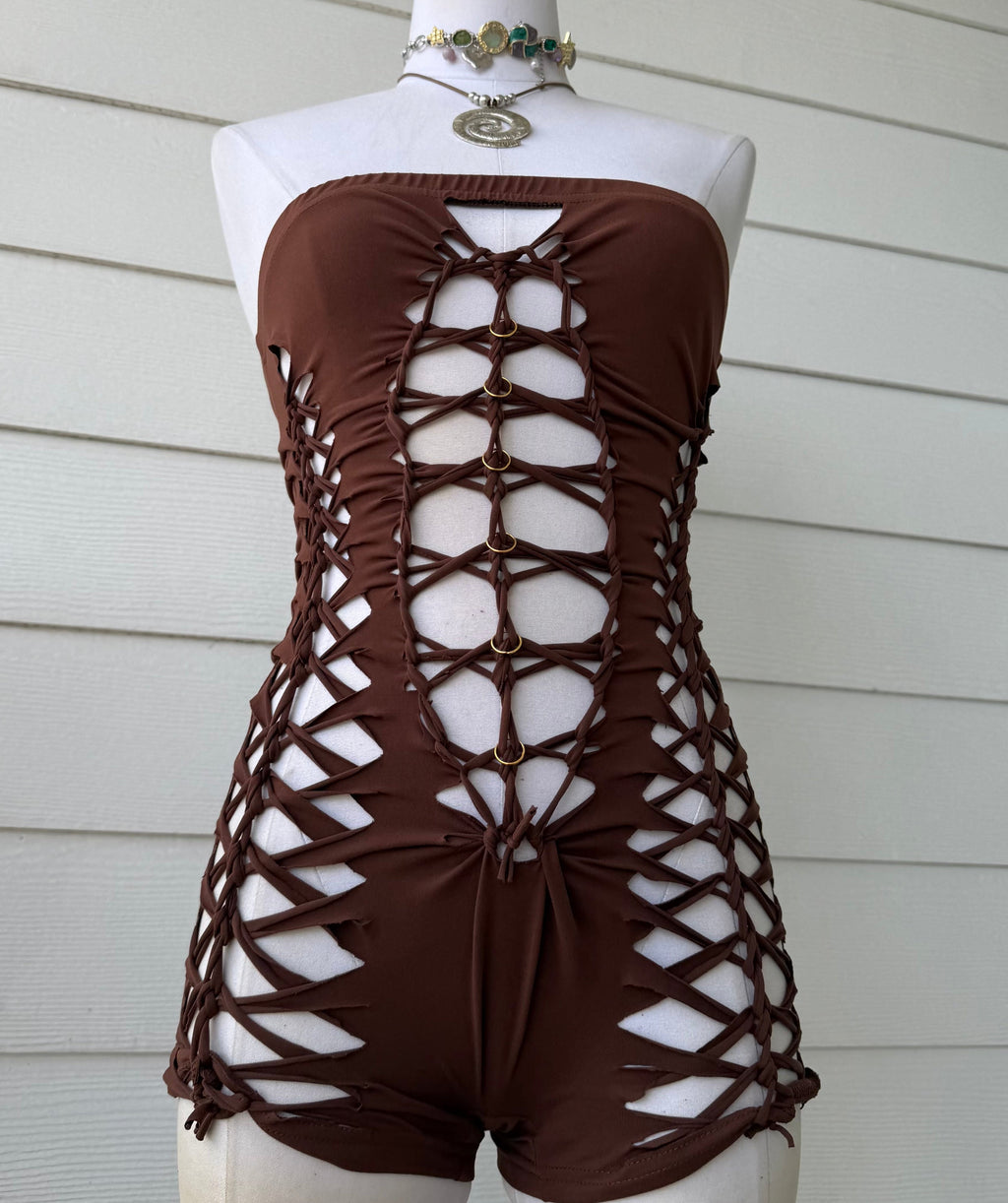 Mocha Romper 𝐒𝐡𝐢𝐩𝐬 𝐍𝐞𝐱𝐭 𝐁𝐮𝐬𝐢𝐧𝐞𝐬𝐬 𝐃𝐚𝐲