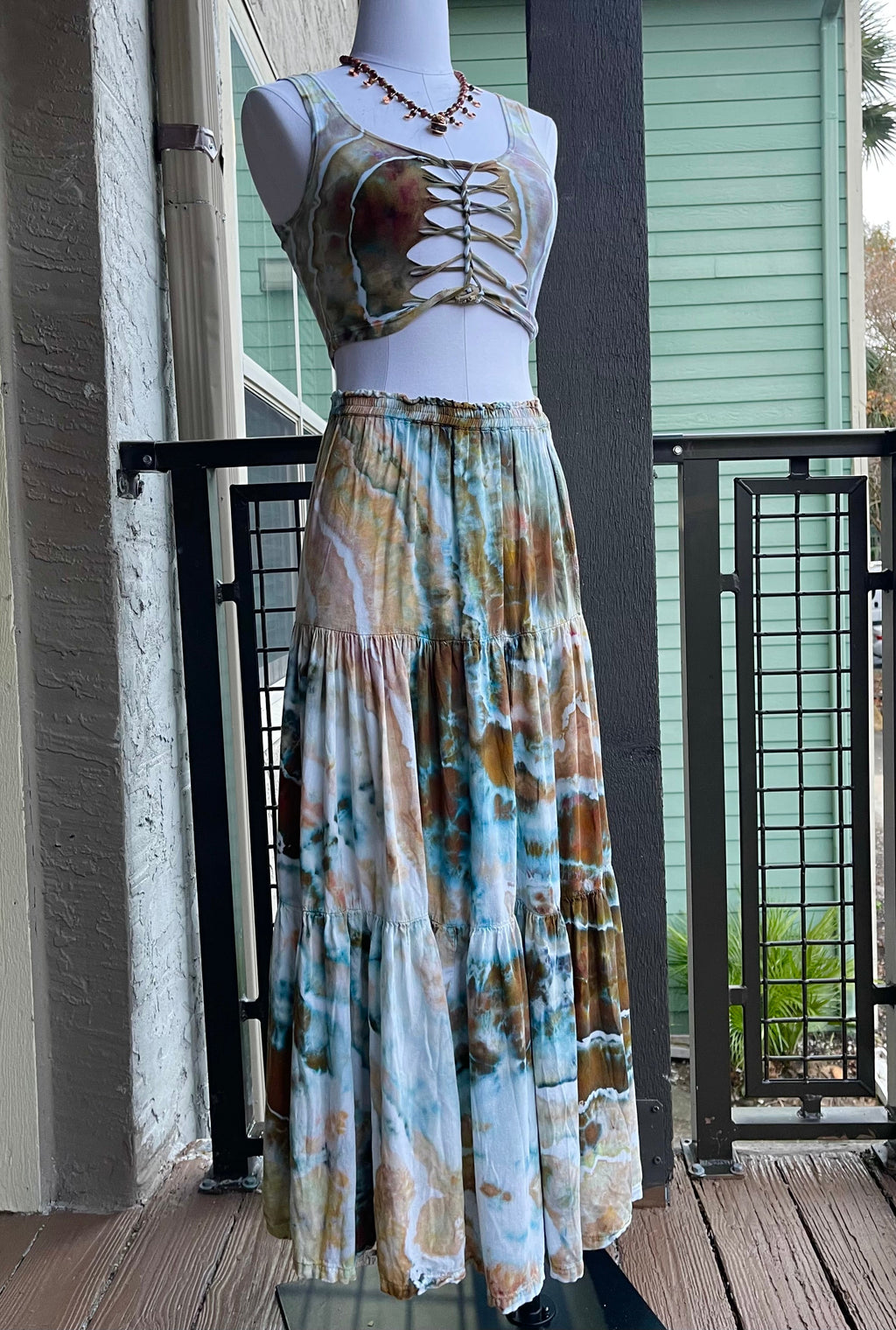 Ocean Floor Mirage Maxi Skirt Set (ᴍᴀᴅᴇ ᴛᴏ ᴏʀᴅᴇʀ)