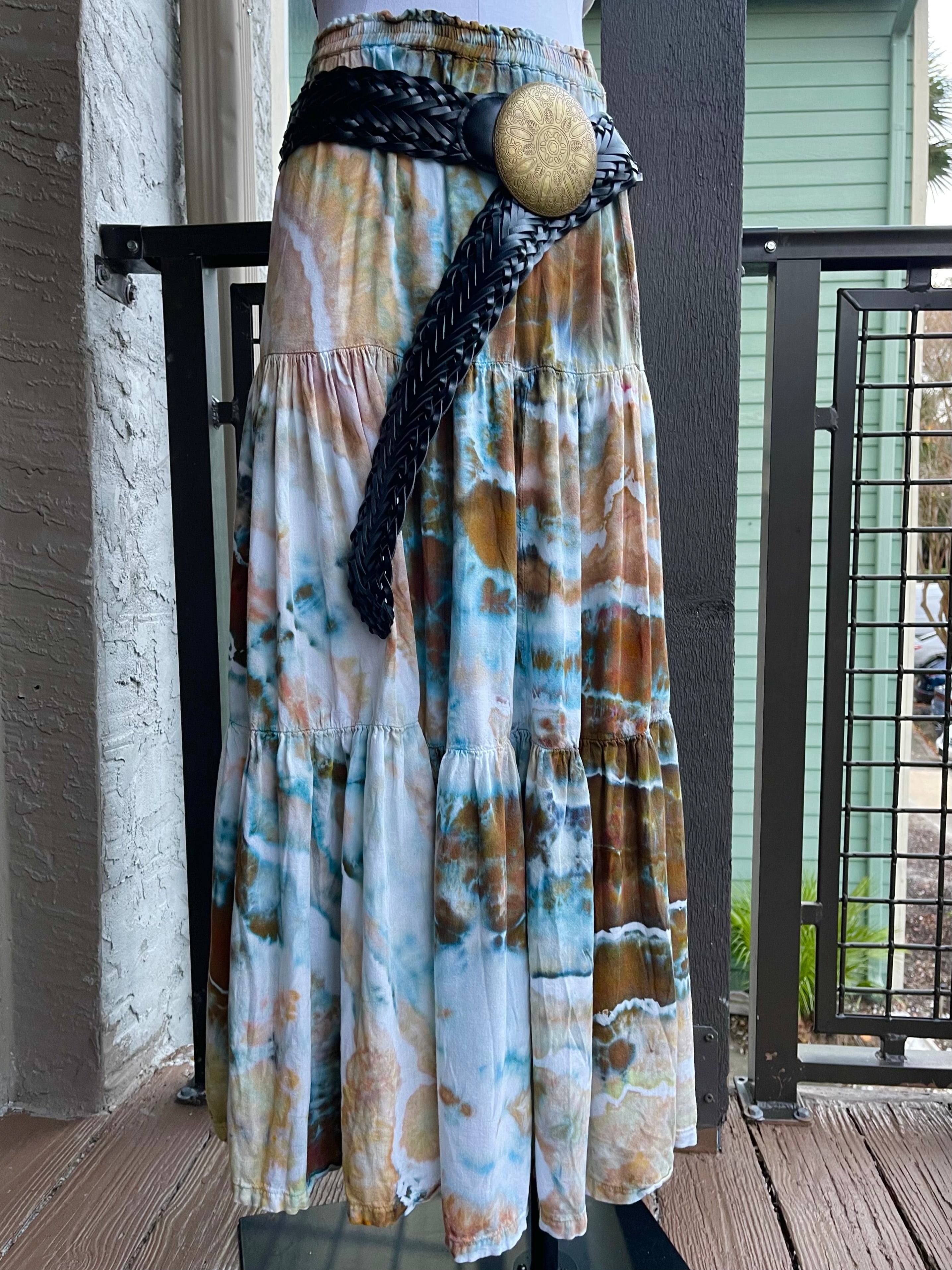 Ocean Floor Mirage Maxi Skirt Set (ᴍᴀᴅᴇ ᴛᴏ ᴏʀᴅᴇʀ)