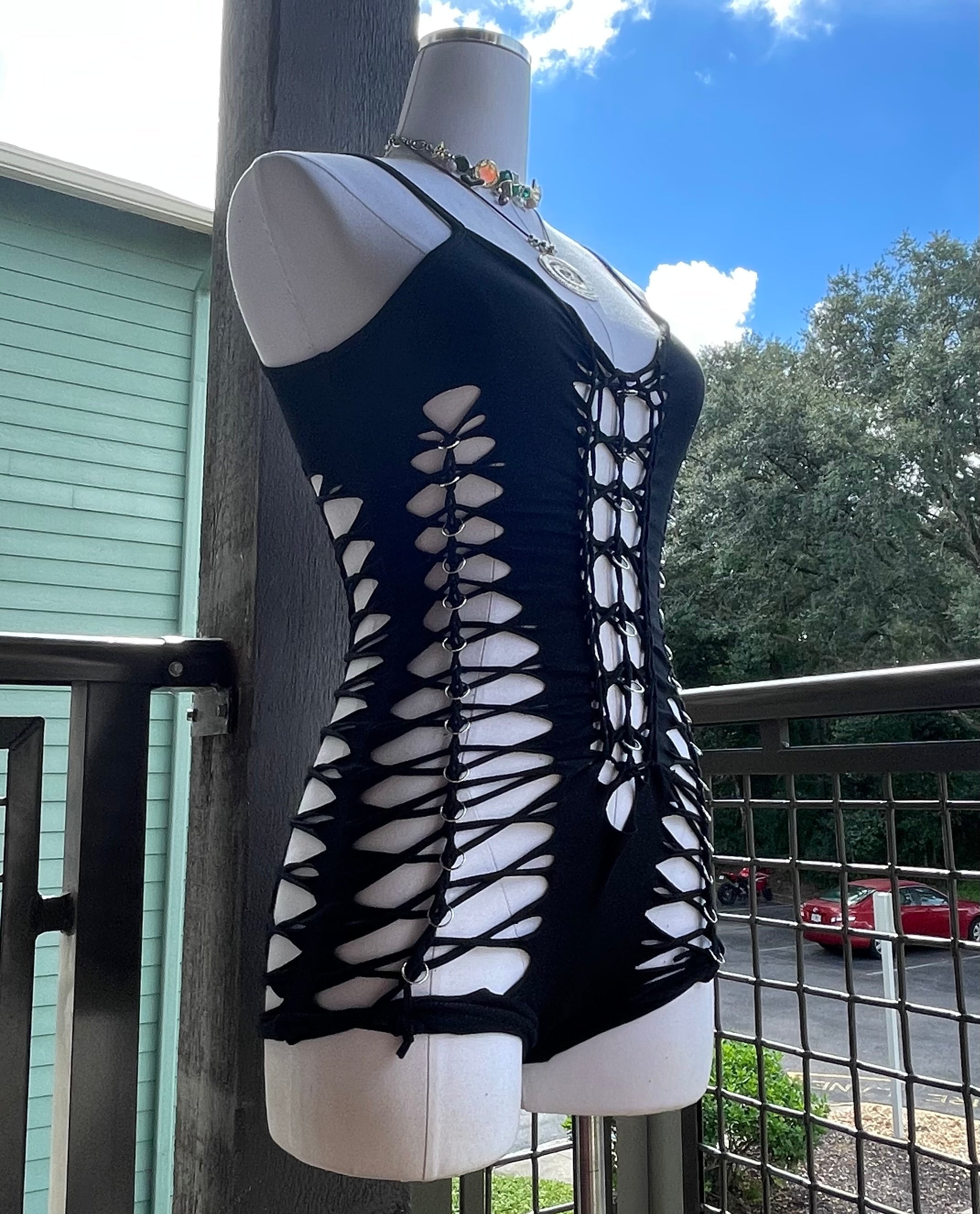 Raptor Spine Romper (ᴍᴀᴅᴇ ᴛᴏ ᴏʀᴅᴇʀ)