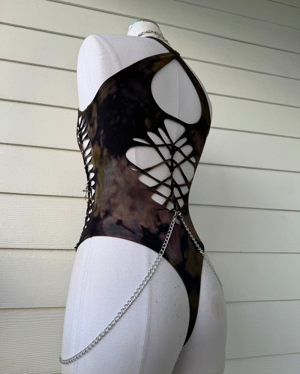 Drowned Bodysuit 𝐒𝐡𝐢𝐩𝐬 𝐍𝐞𝐱𝐭 𝐁𝐮𝐬𝐢𝐧𝐞𝐬𝐬 𝐃𝐚𝐲