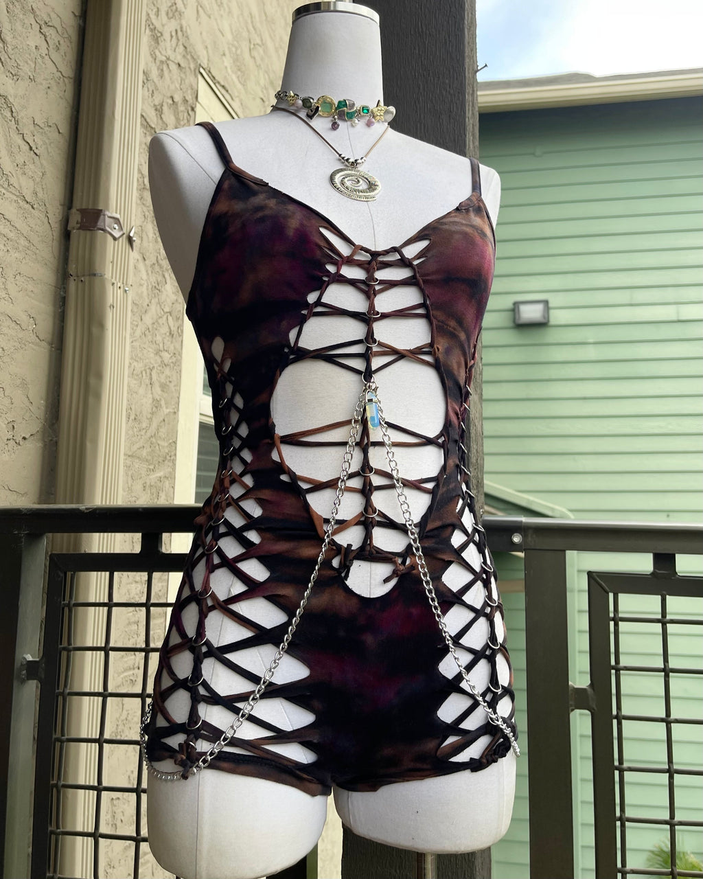 Velvet Bloom Romper (ᴍᴀᴅᴇ ᴛᴏ ᴏʀᴅᴇʀ)