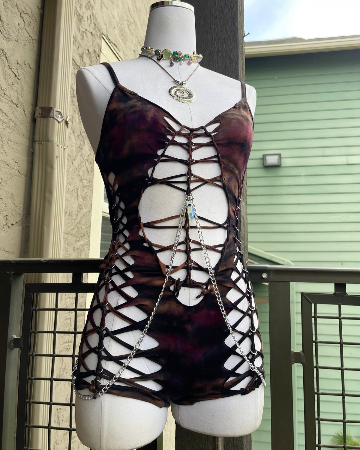 Velvet Bloom Romper (ᴍᴀᴅᴇ ᴛᴏ ᴏʀᴅᴇʀ)