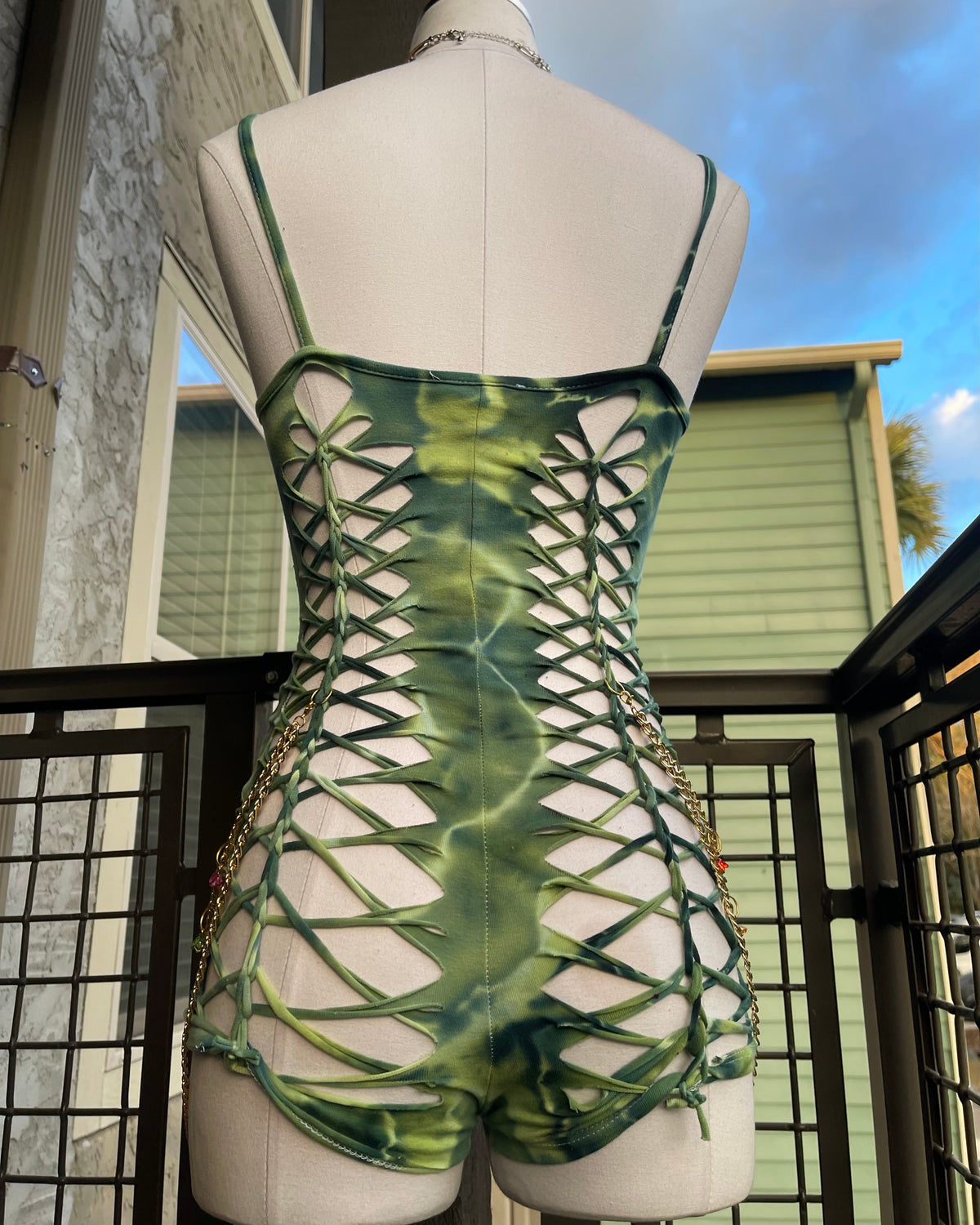 The Garden Romper (ᴍᴀᴅᴇ ᴛᴏ ᴏʀᴅᴇʀ)