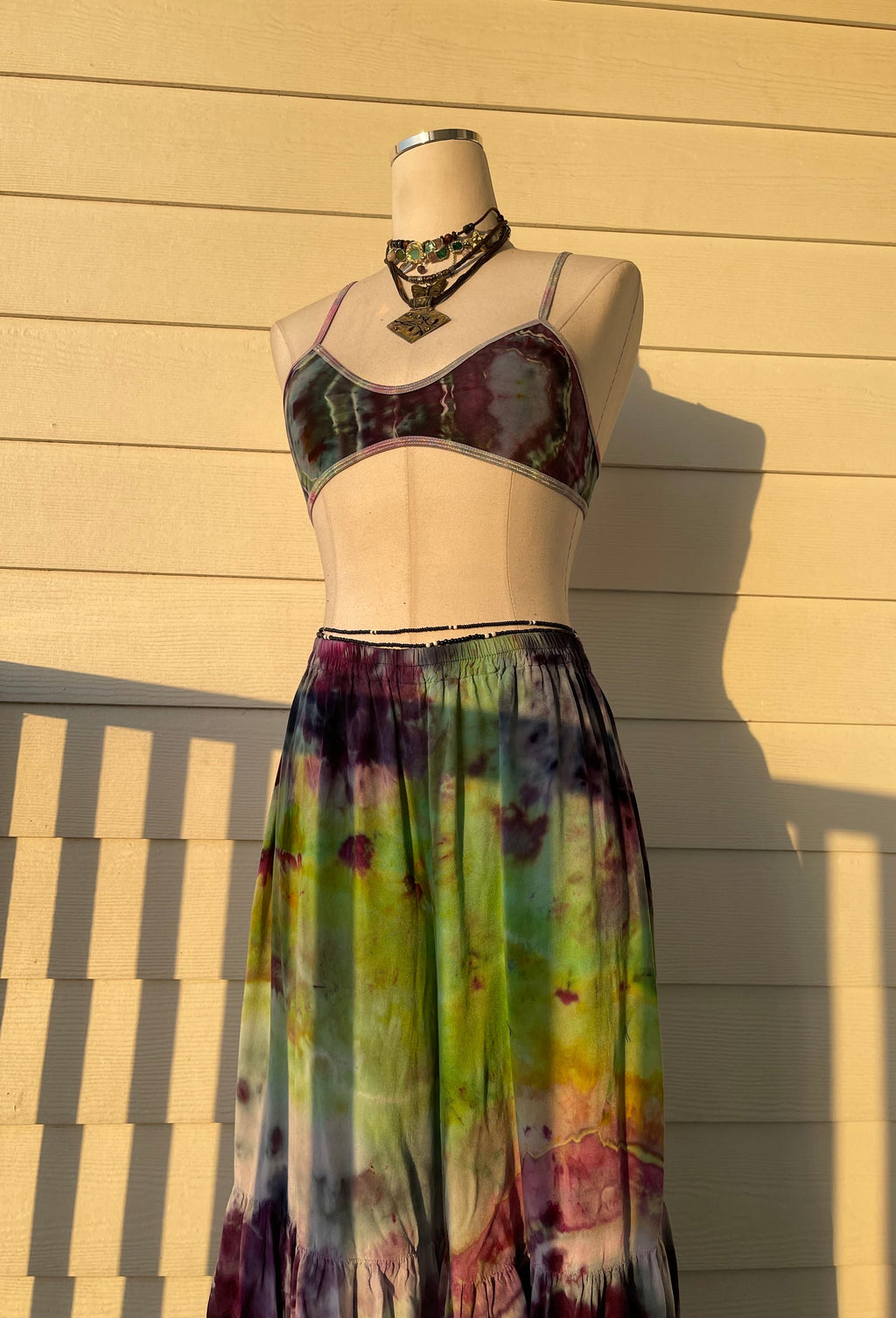 Size Small Cursed Moon Water Set  (𝐒𝐡𝐢𝐩𝐬 𝐬𝐚𝐦𝐞 𝐨𝐫 𝐧𝐞𝐱𝐭 𝐛𝐮𝐬𝐢𝐧𝐞𝐬𝐬 𝐝𝐚𝐲)