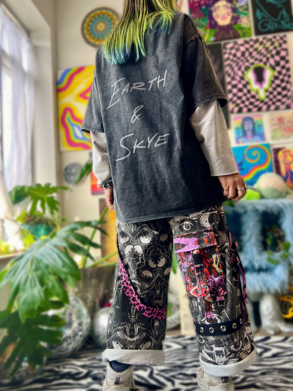 frickville merch tee