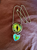 Pendant on 18 inch chain
