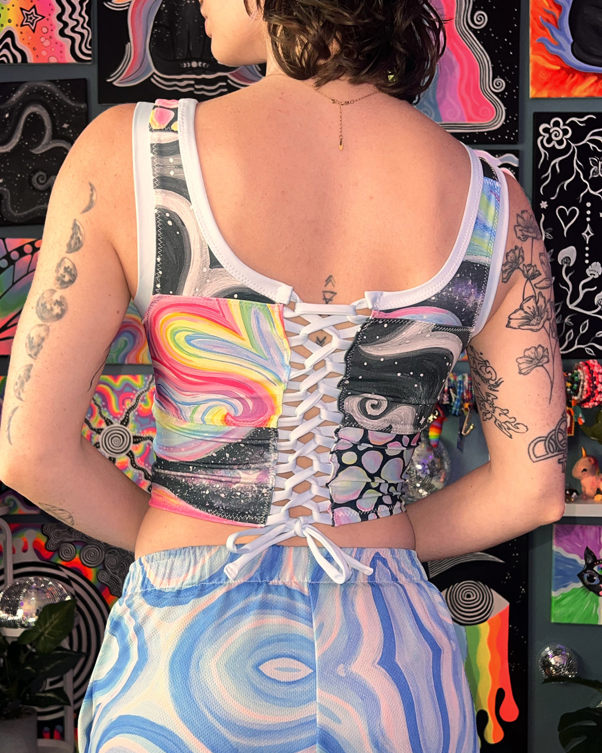 CUSTOMIZE: V-Neck Crop Top
