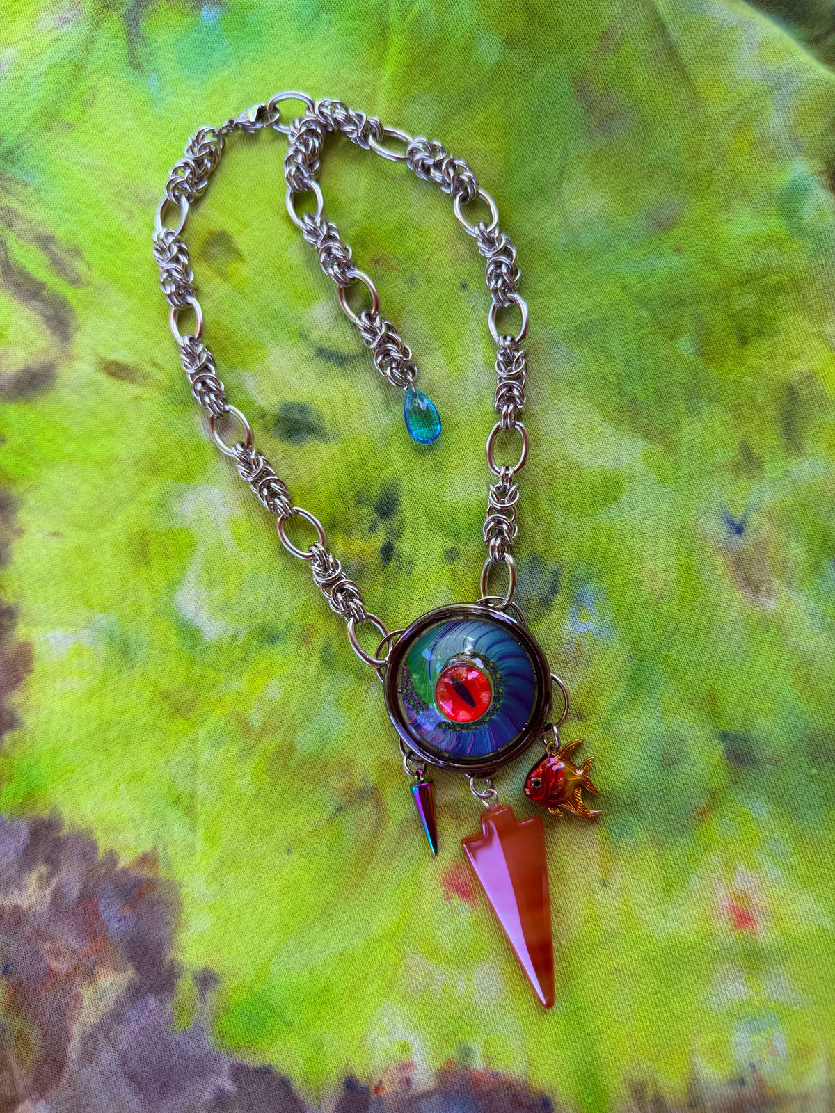 Cave Dweller - Portal Fairy Eye Chainmaille