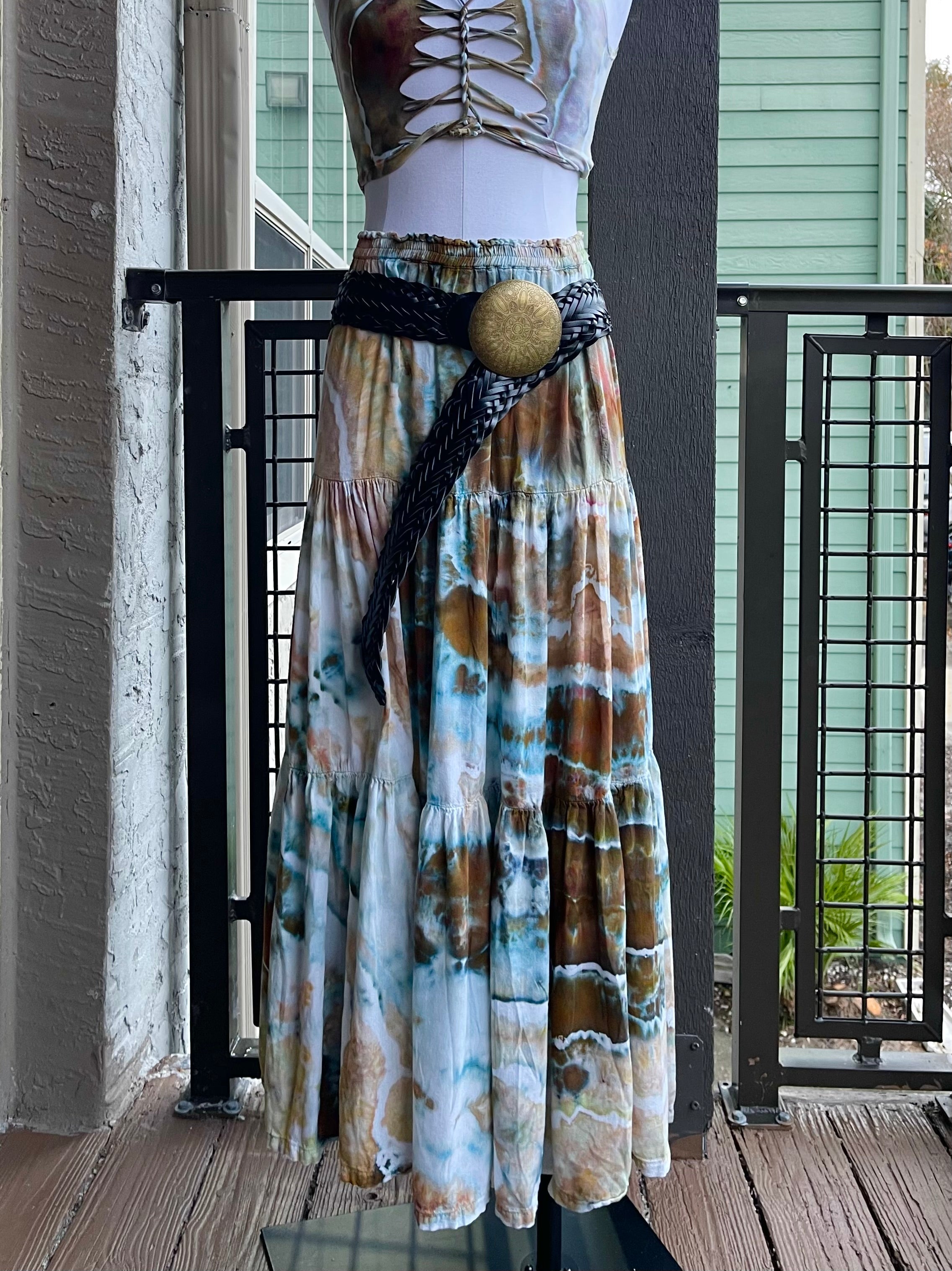 Ocean Floor Mirage Maxi Skirt Set (ᴍᴀᴅᴇ ᴛᴏ ᴏʀᴅᴇʀ)