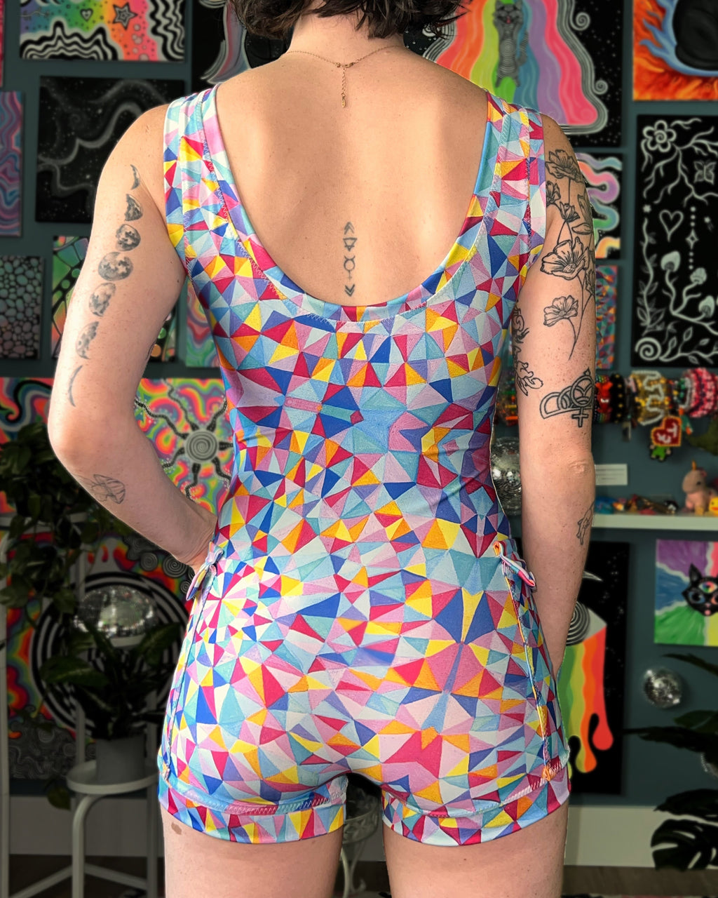 CUSTOMIZE: Flowsuit